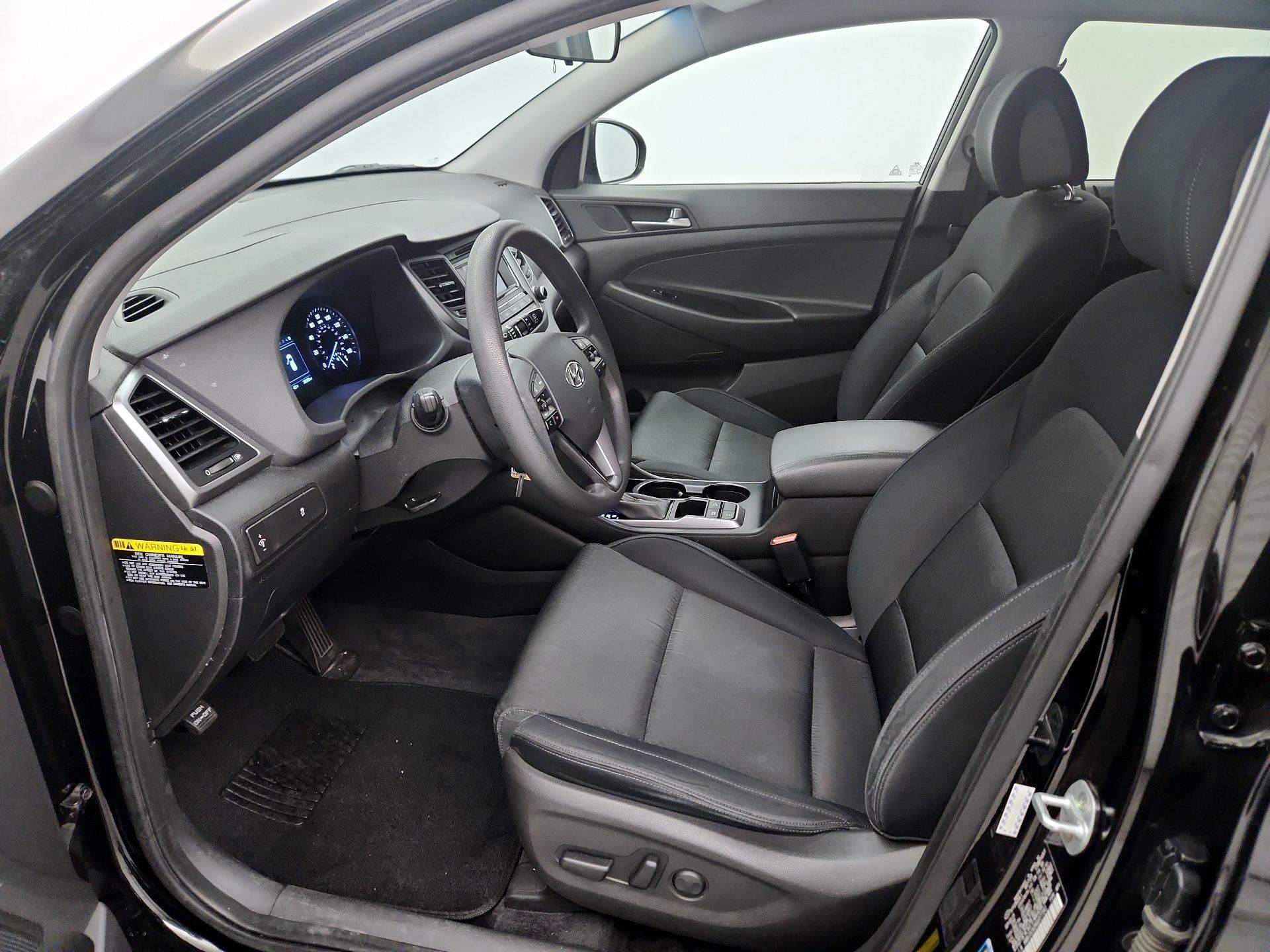 Thumbnail: 2016 Hyundai Tucson - 11