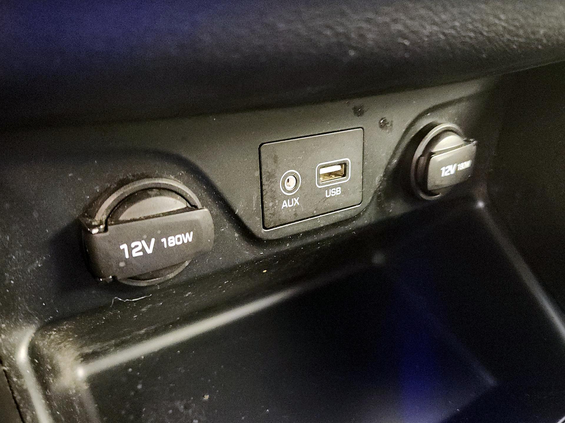 Thumbnail: 2016 Hyundai Tucson - 18