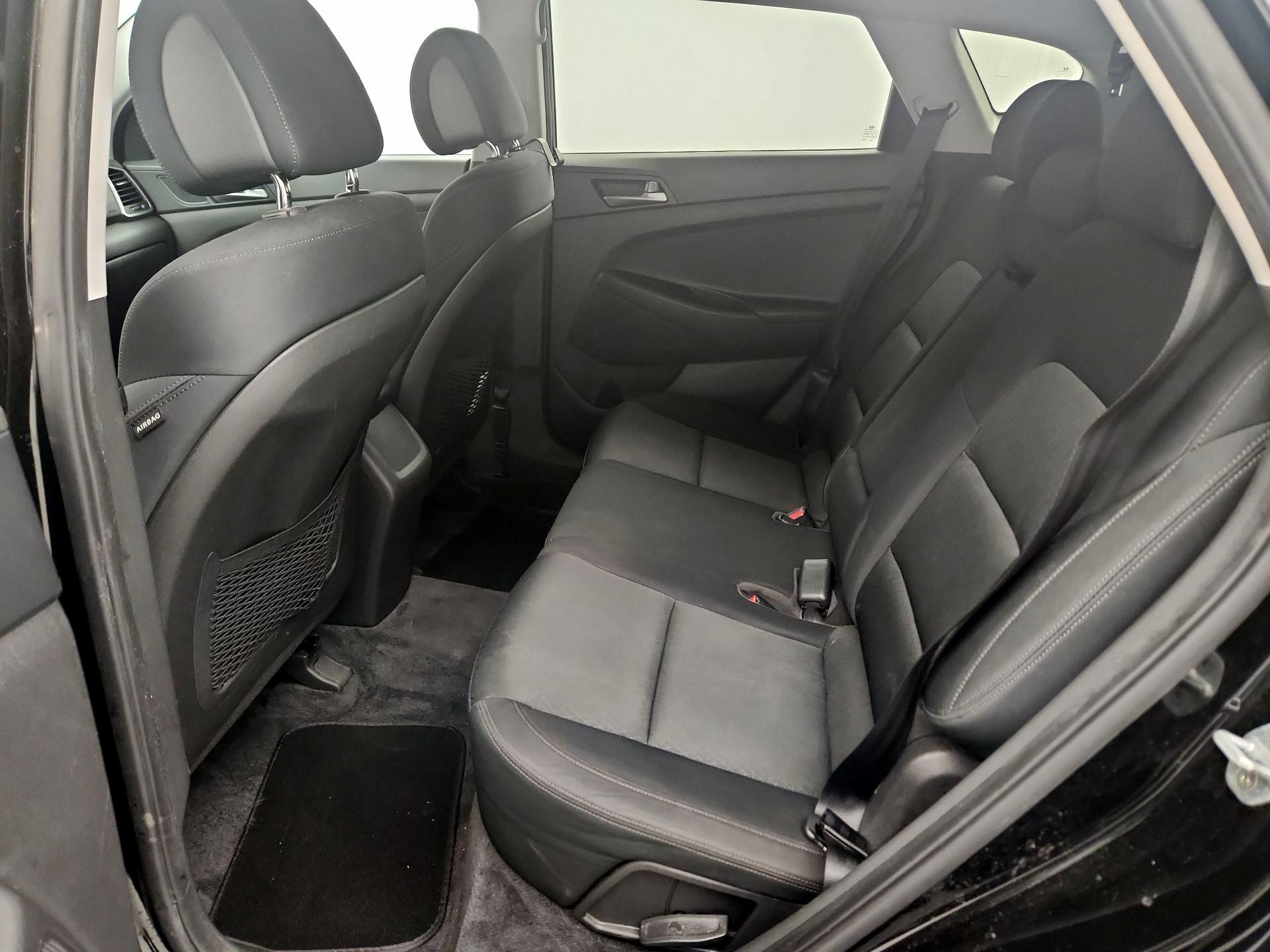 Thumbnail: 2016 Hyundai Tucson - 19