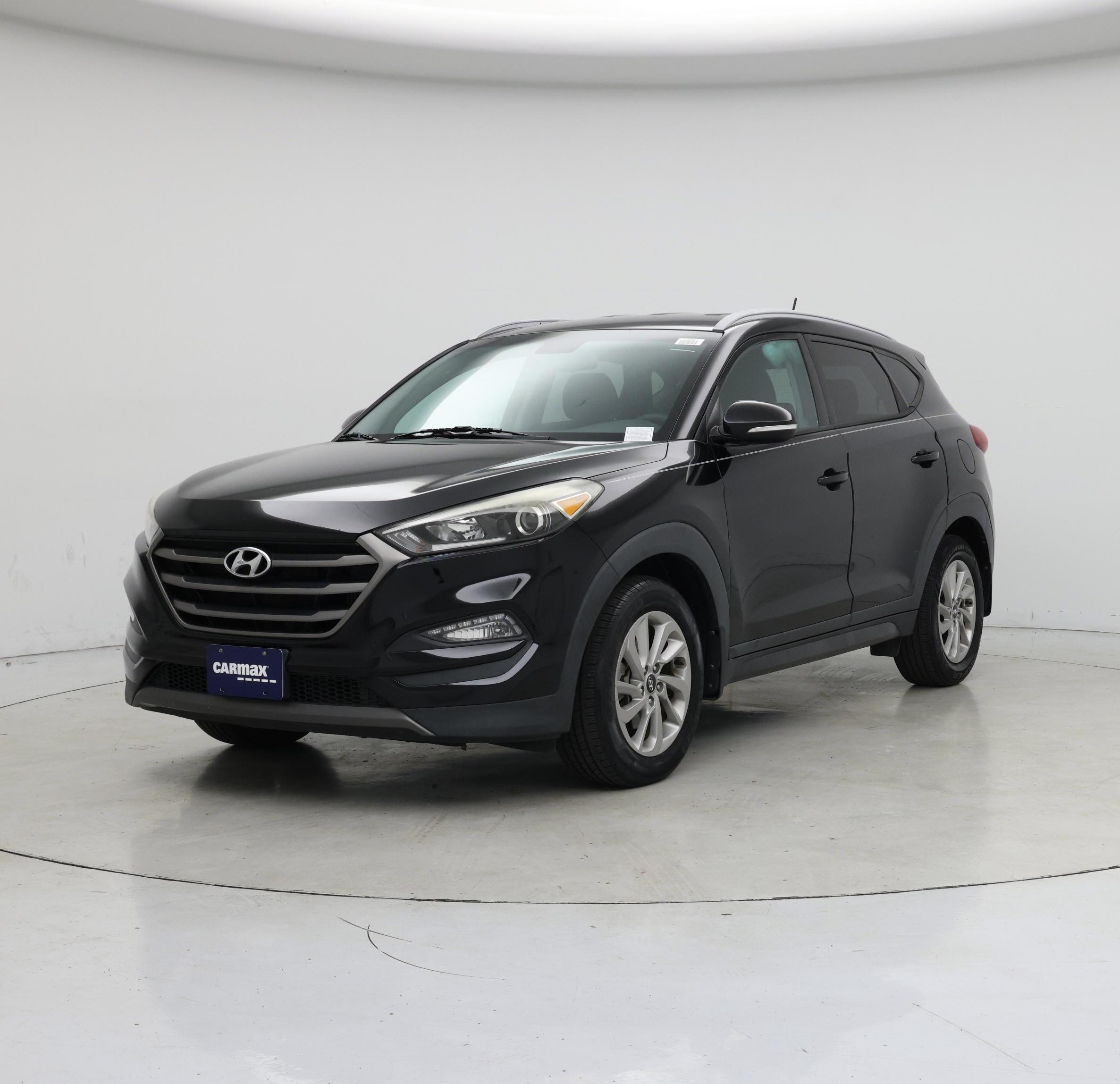 Thumbnail: 2016 Hyundai Tucson - 4