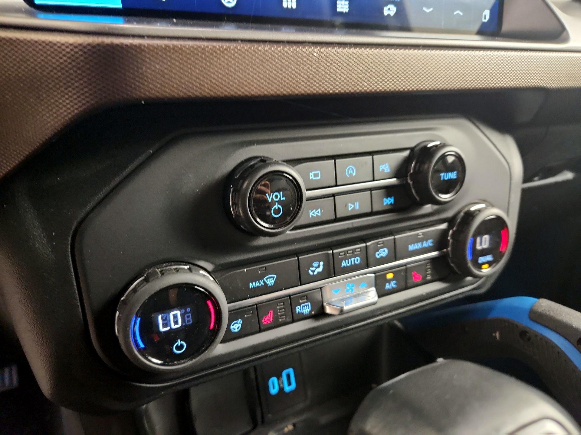 Thumbnail: 2023 Ford Bronco - 17