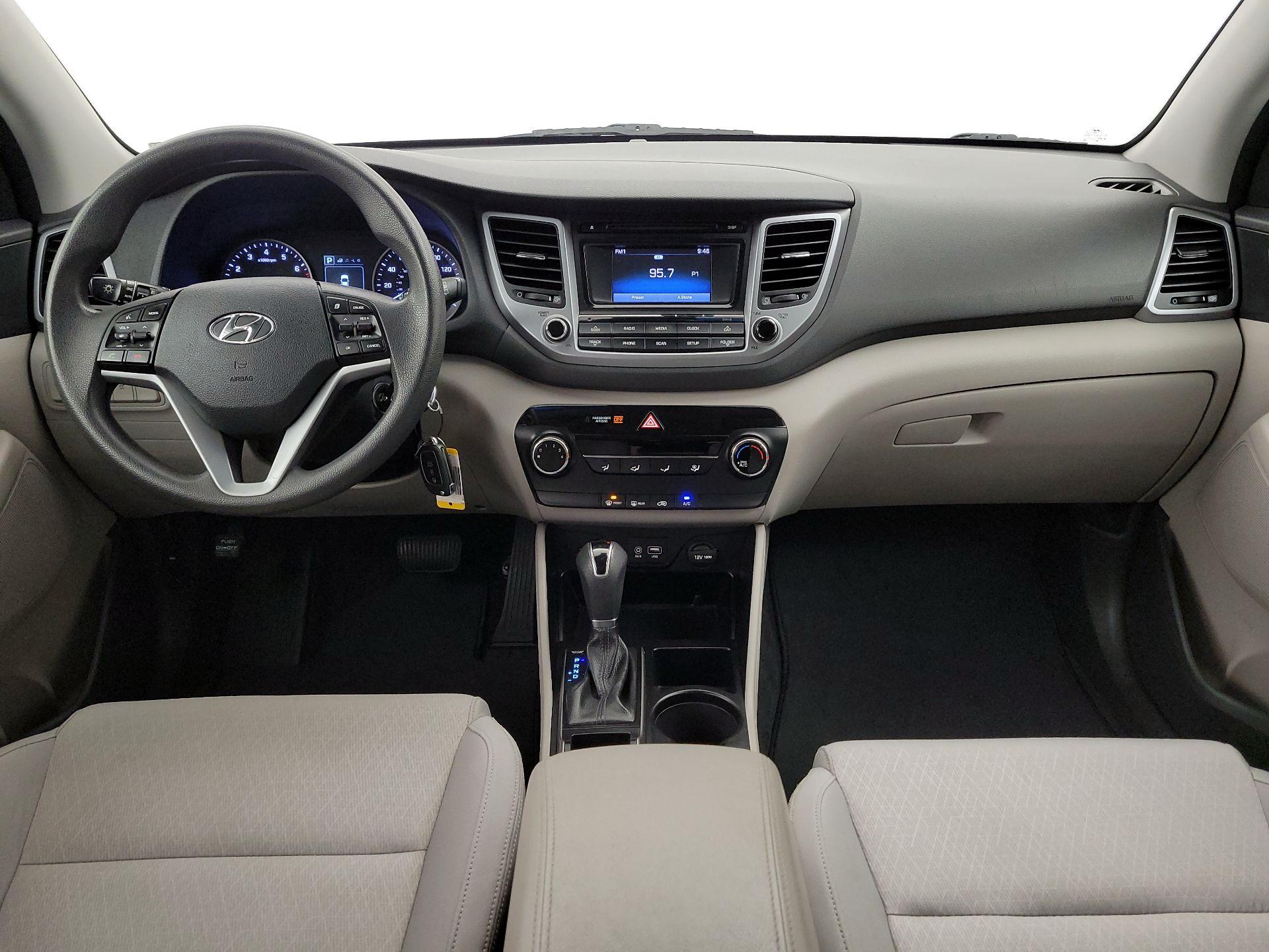 Thumbnail: 2017 Hyundai Tucson - 9