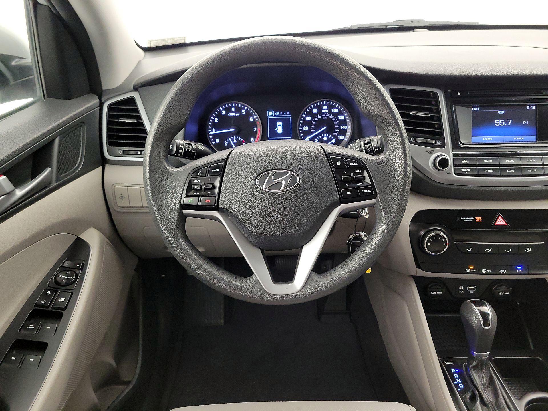 Thumbnail: 2017 Hyundai Tucson - 10