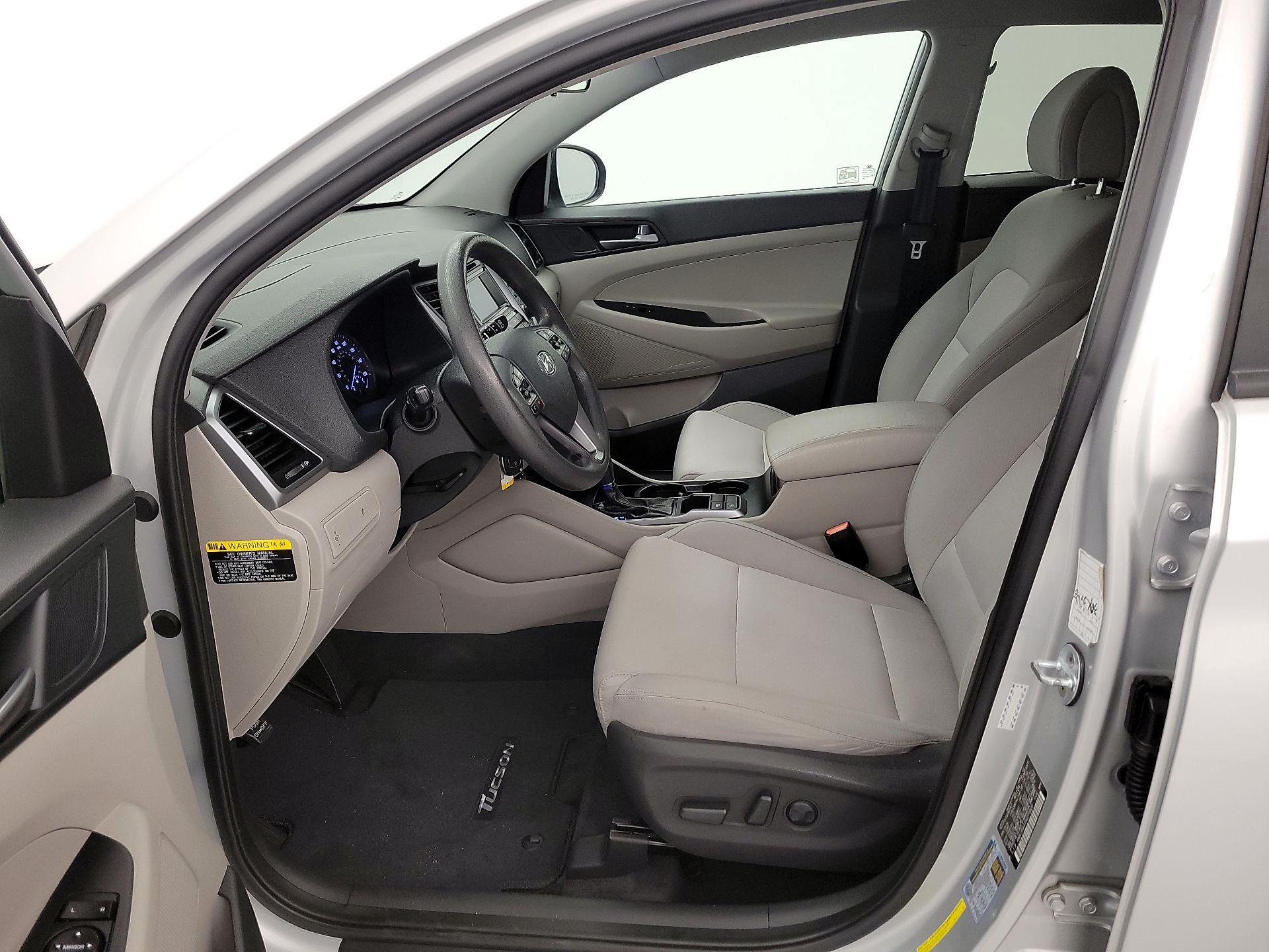 Thumbnail: 2017 Hyundai Tucson - 11