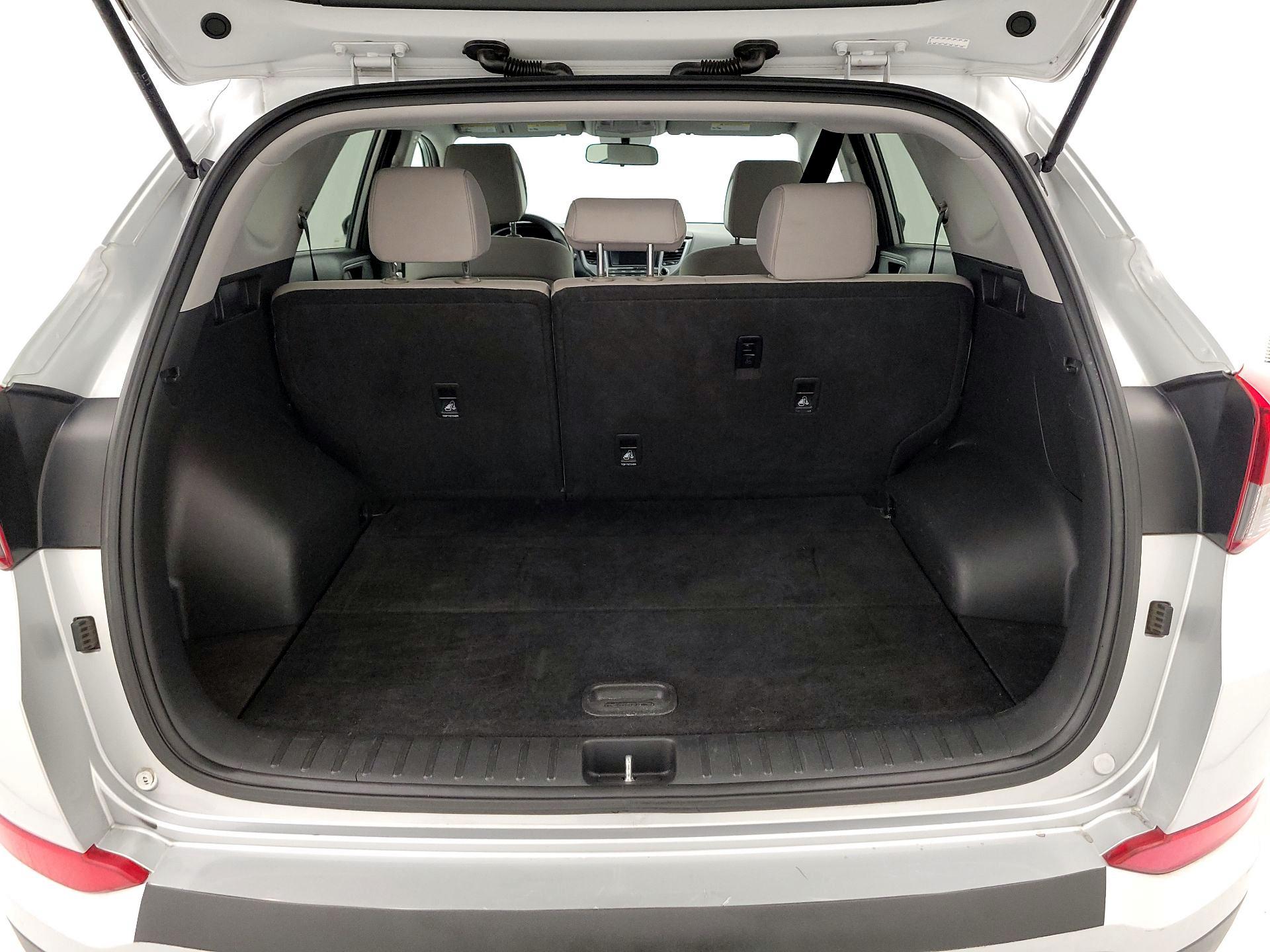 Thumbnail: 2017 Hyundai Tucson - 20