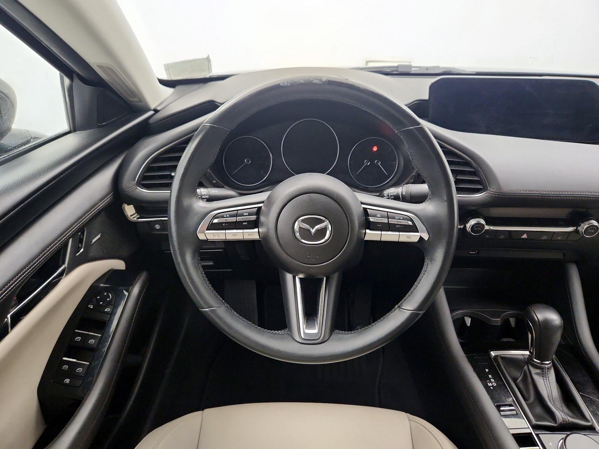 Thumbnail: 2020 Mazda Mazda3 - 10