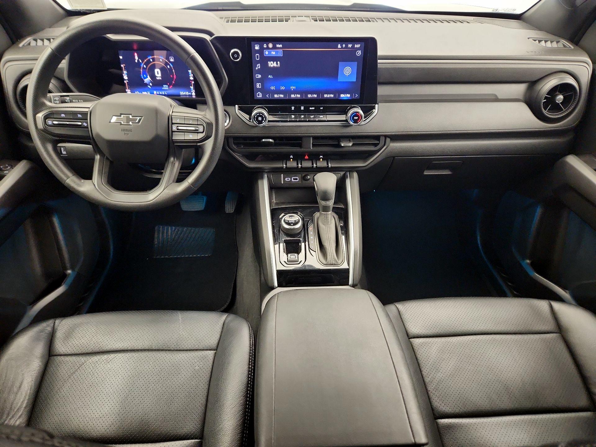 Thumbnail: 2023 Chevrolet Colorado - 9