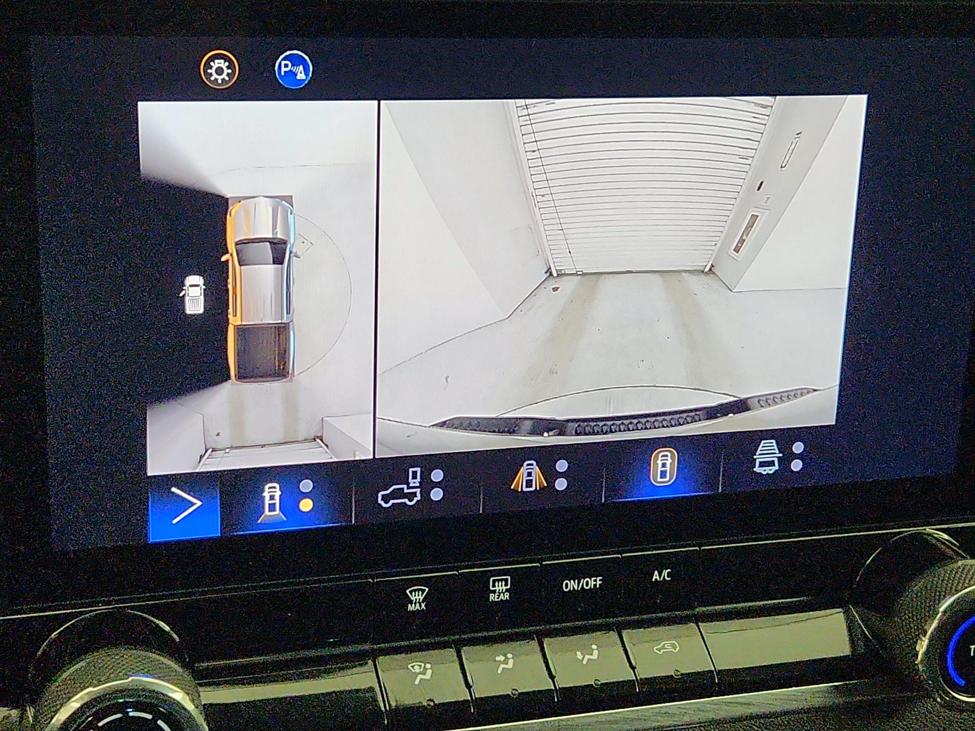 Thumbnail: 2023 Chevrolet Colorado - 13