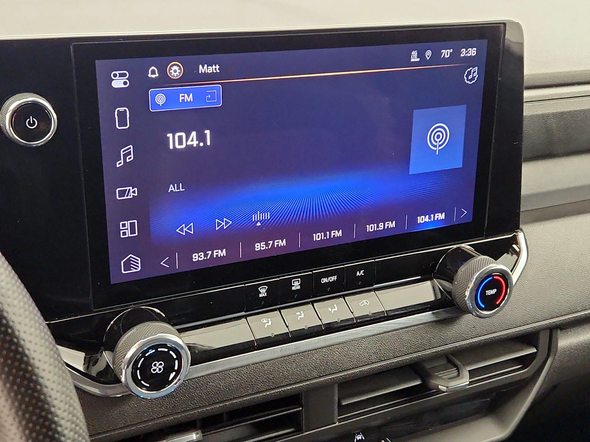 Thumbnail: 2023 Chevrolet Colorado - 14