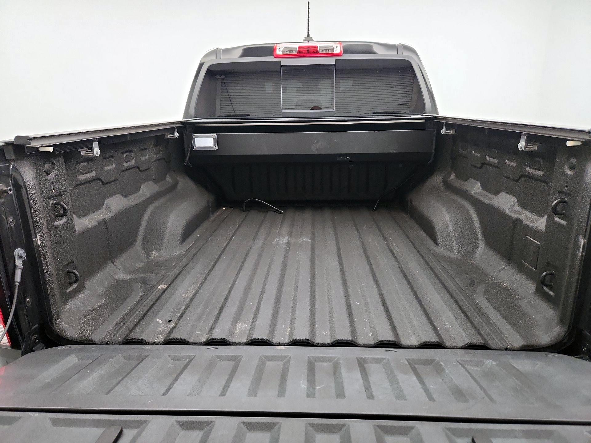 Thumbnail: 2023 Chevrolet Colorado - 19