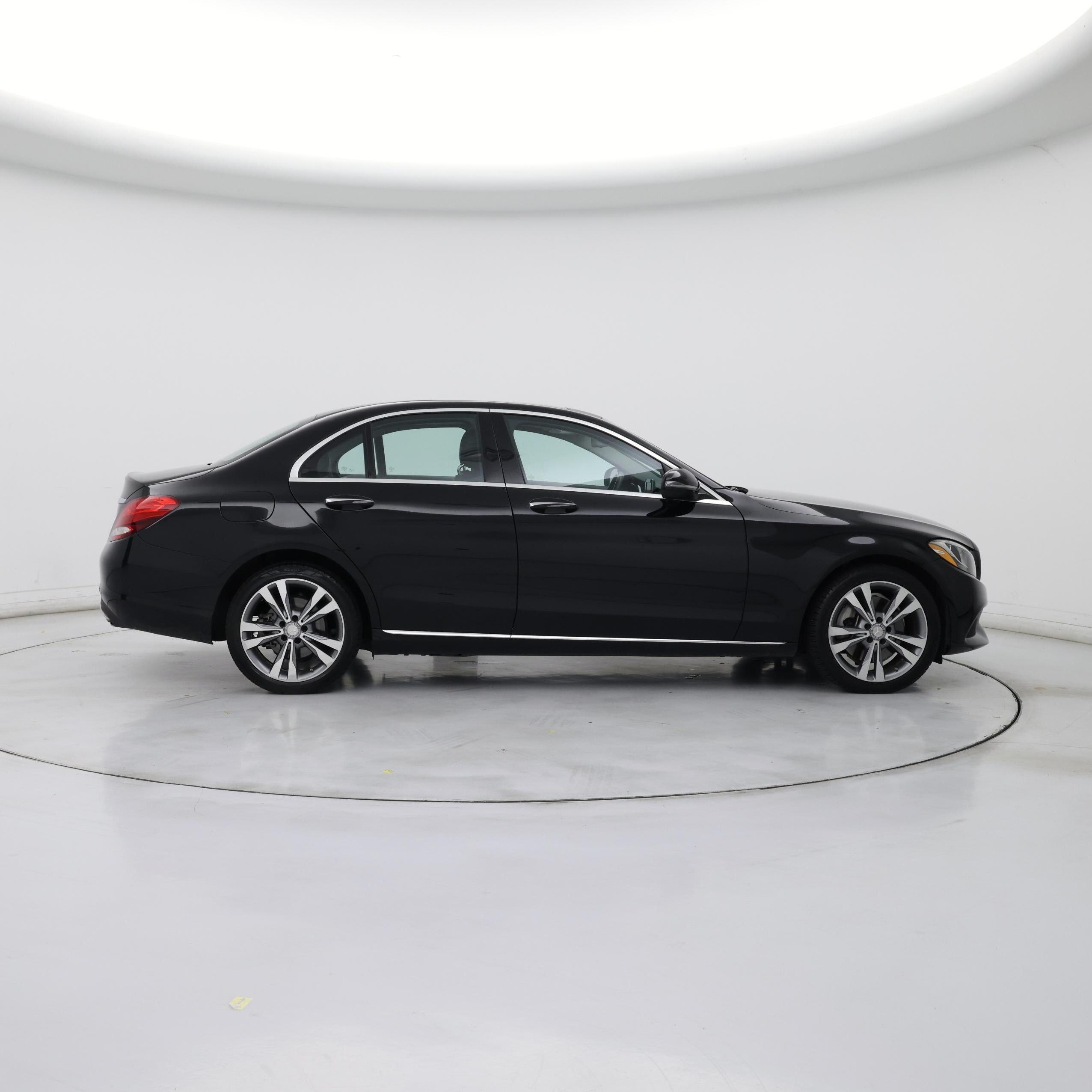 Thumbnail: 2017 Mercedes-Benz C-Class - 7