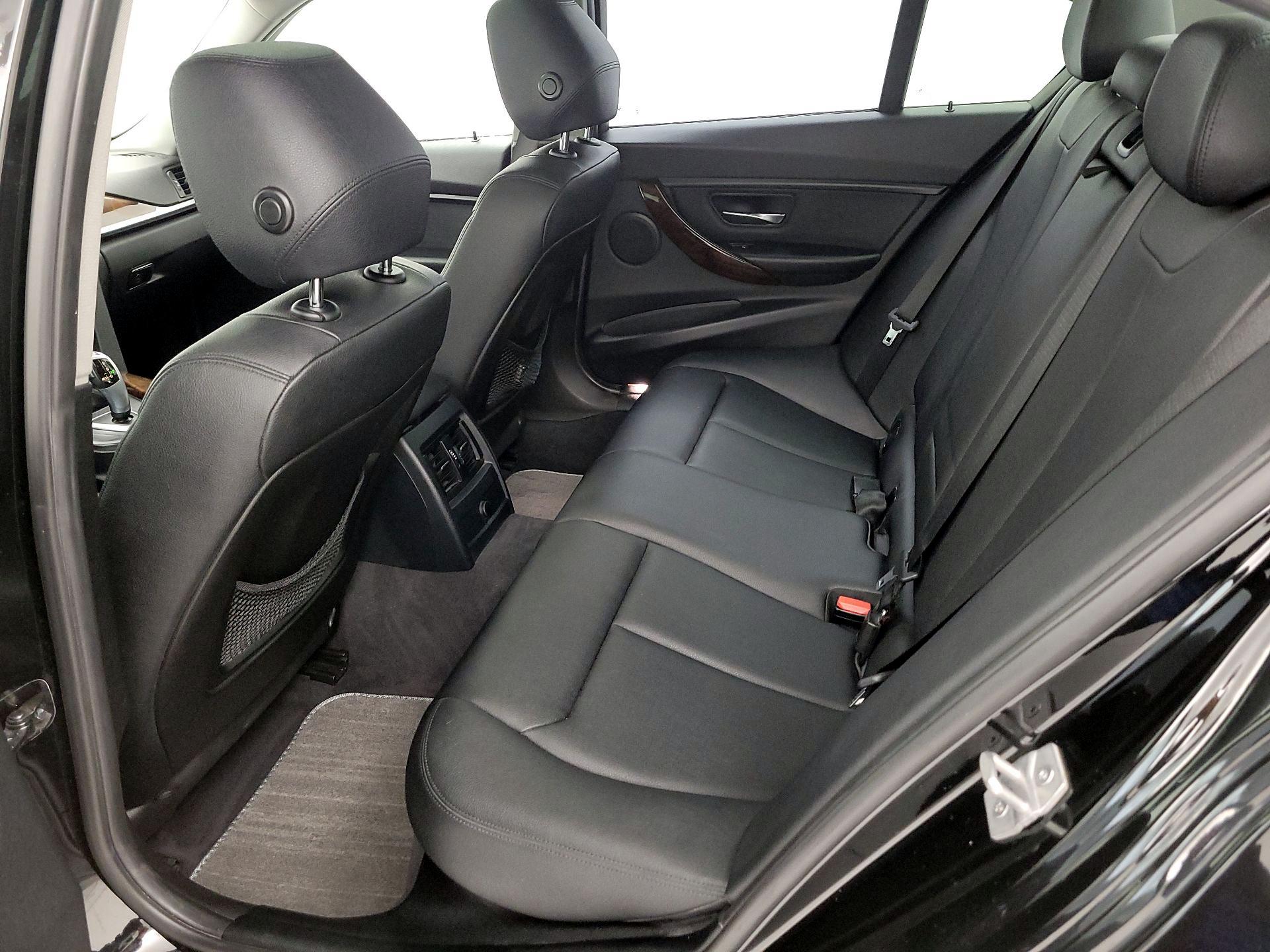 Thumbnail: 2015 BMW 3 Series - 19