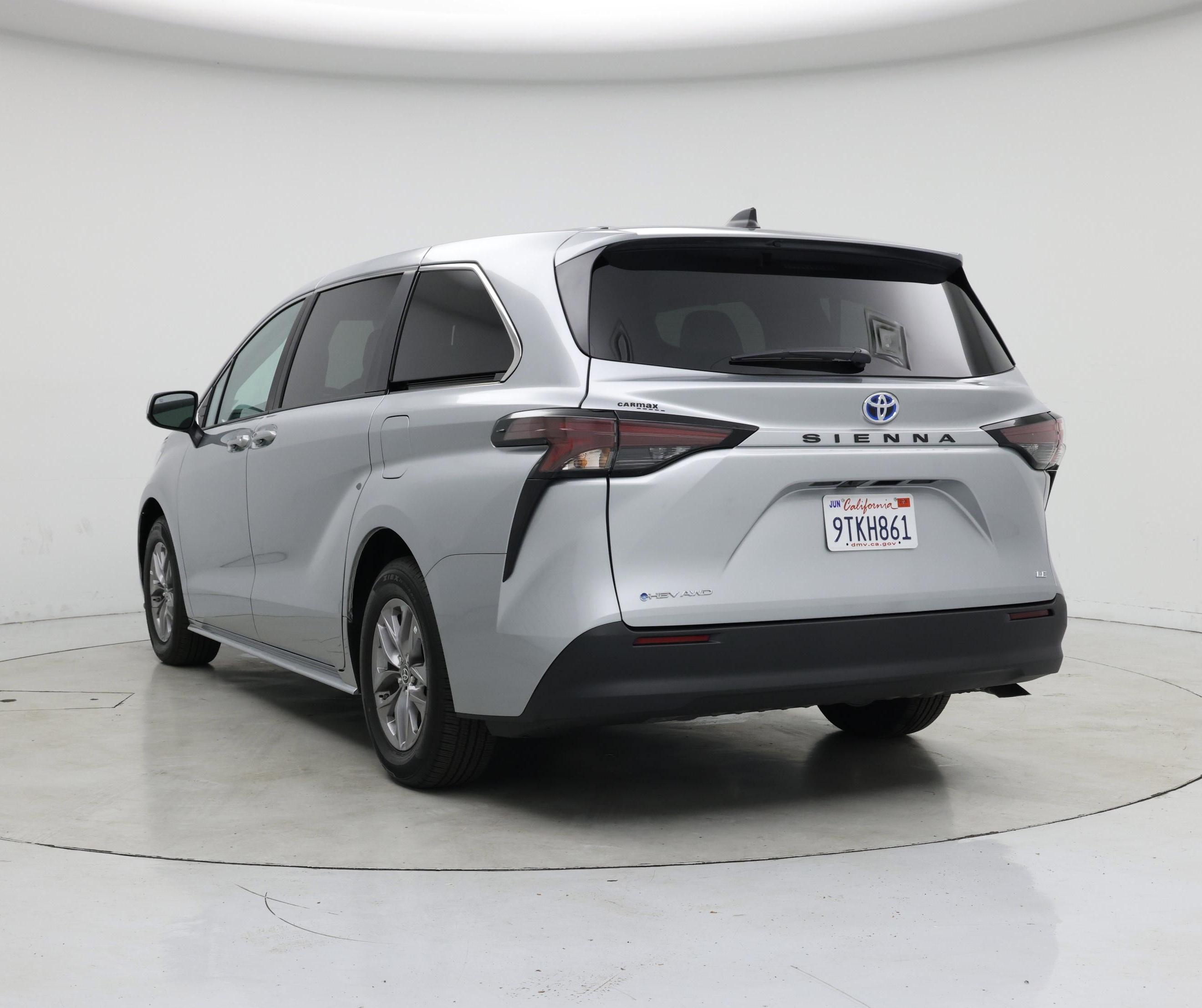 Thumbnail: 2025 Toyota Sienna - 2