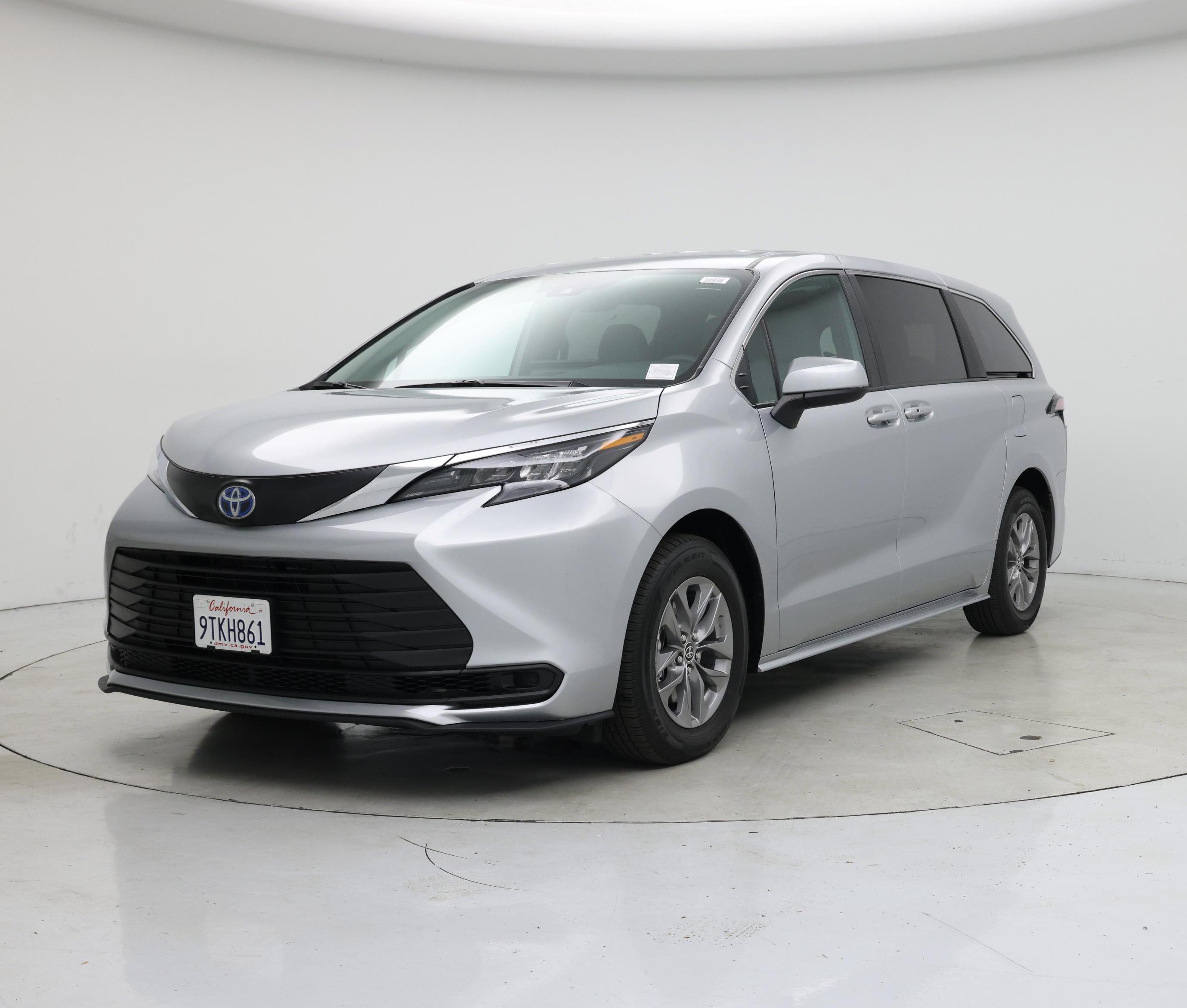 Thumbnail: 2025 Toyota Sienna - 4