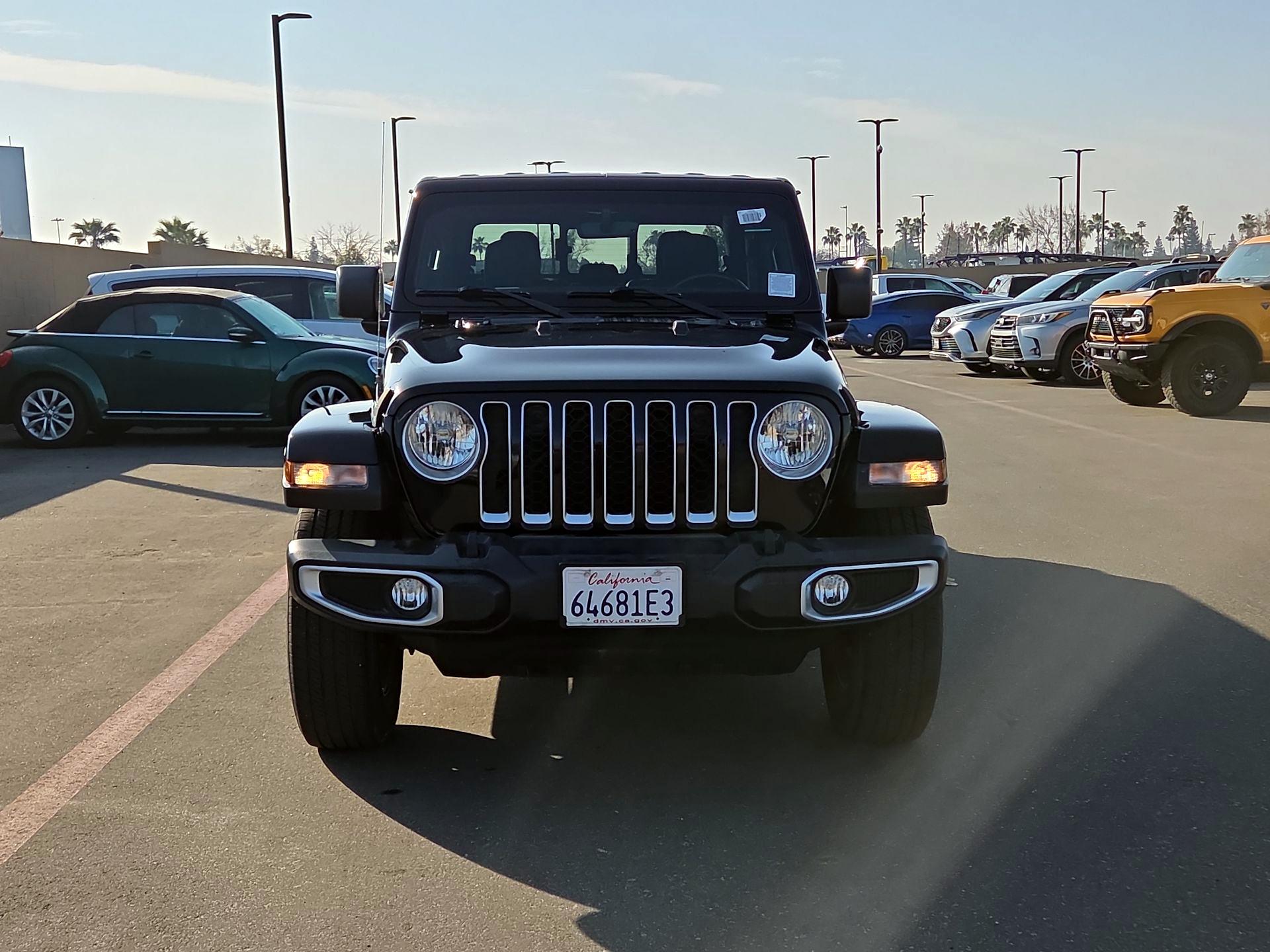 Thumbnail: 2021 Jeep Gladiator - 2