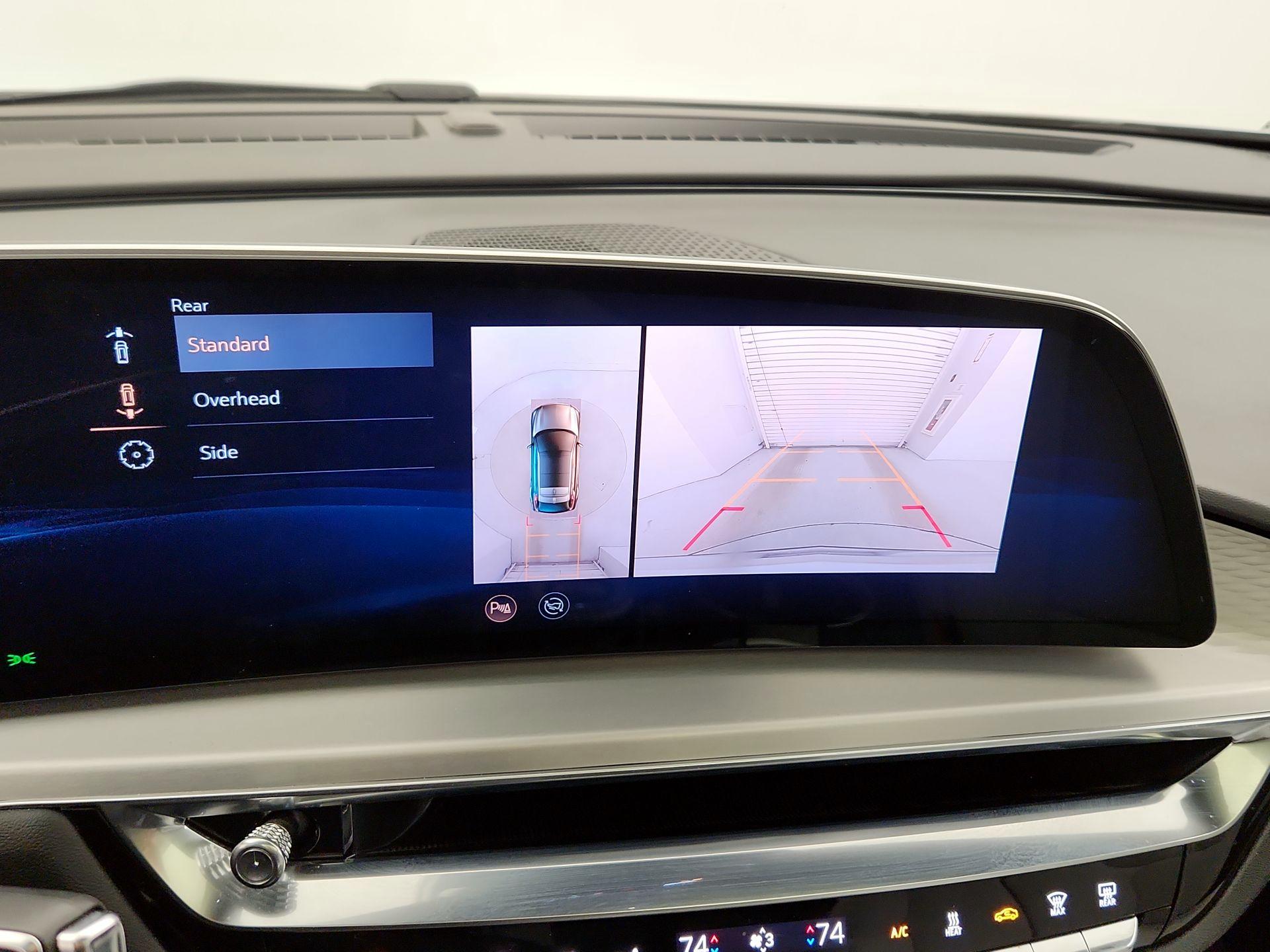 Thumbnail: 2024 Cadillac Lyriq - 14