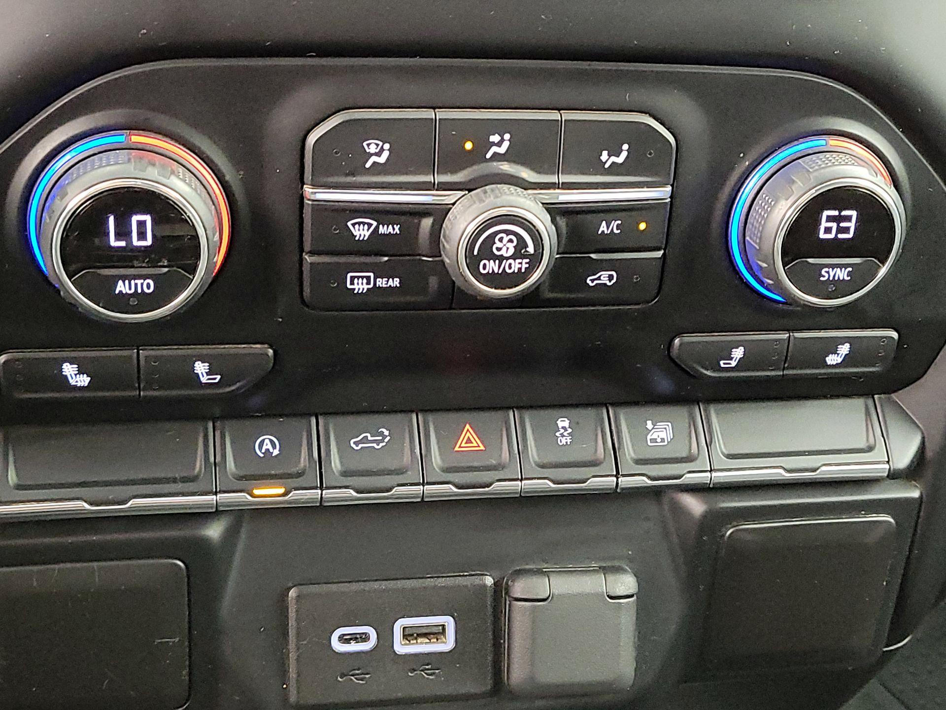 Thumbnail: 2020 Chevrolet Silverado 1500 - 16