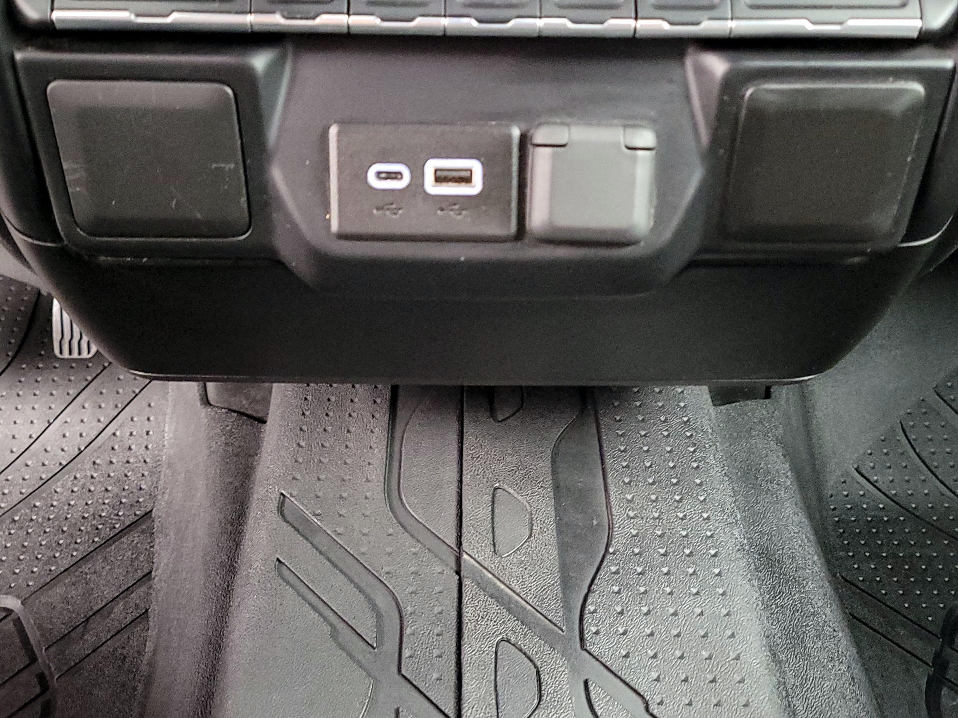 Thumbnail: 2020 Chevrolet Silverado 1500 - 18