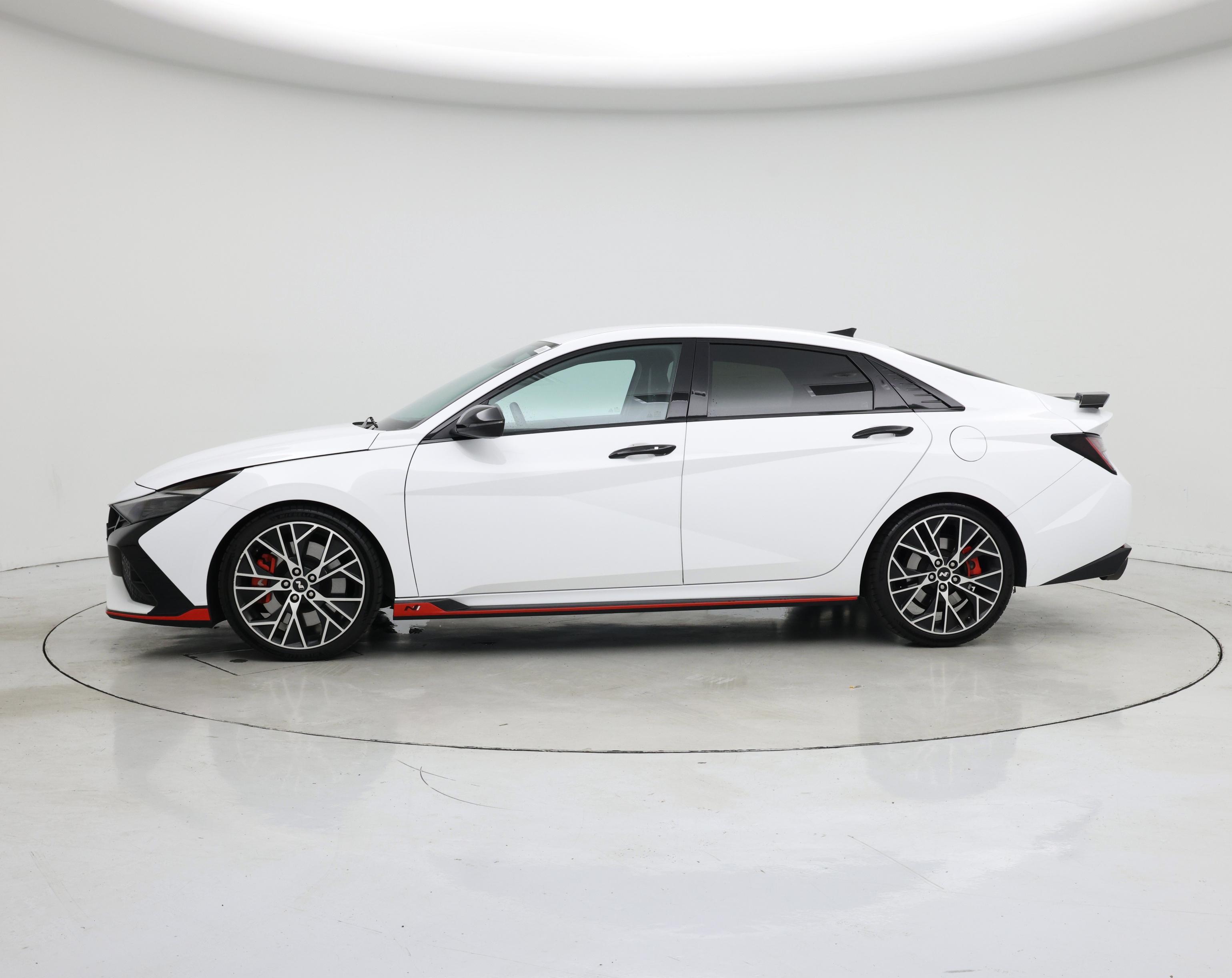 Thumbnail: 2023 Hyundai Elantra - 3