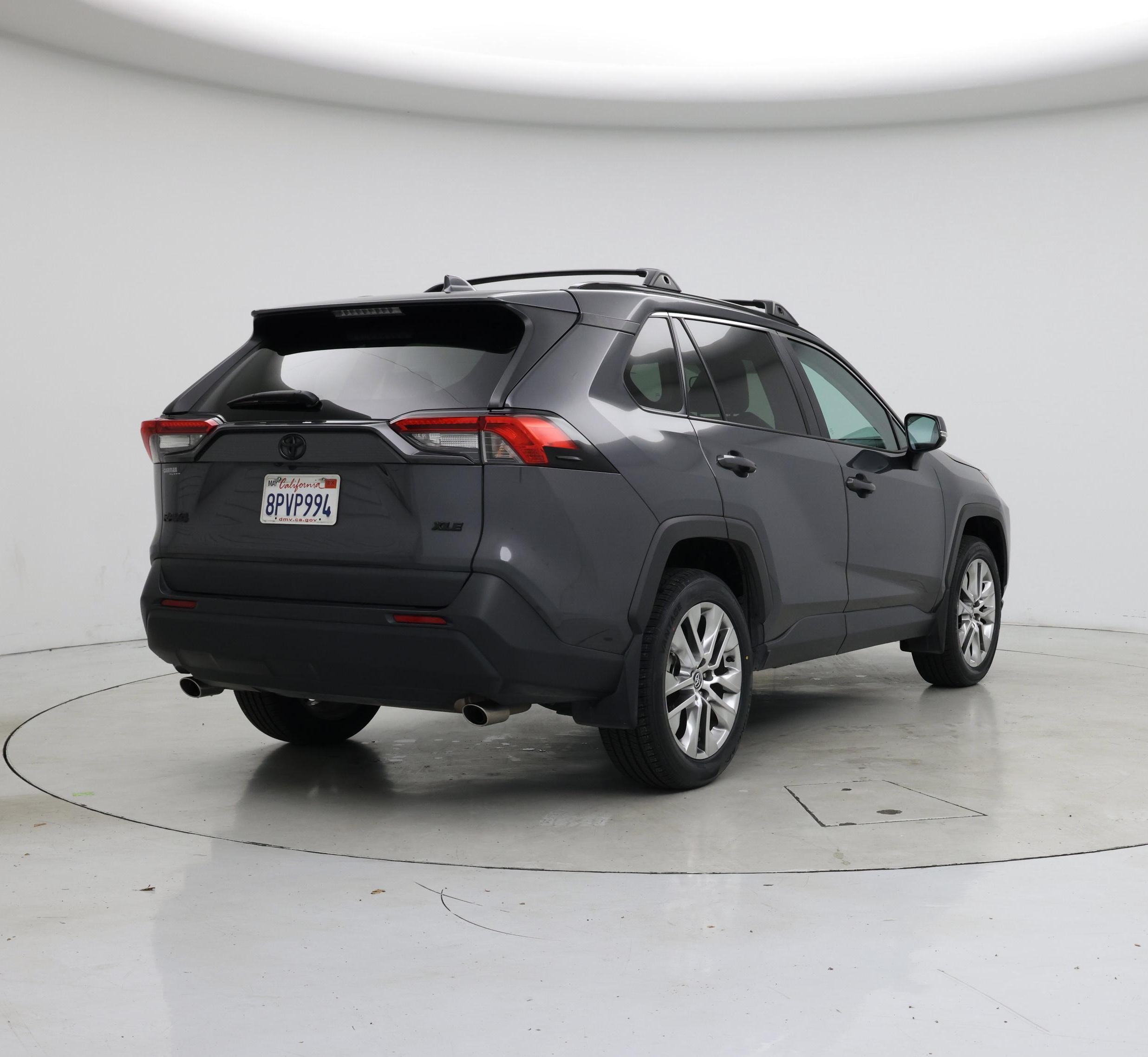 Thumbnail: 2020 Toyota RAV4 - 8