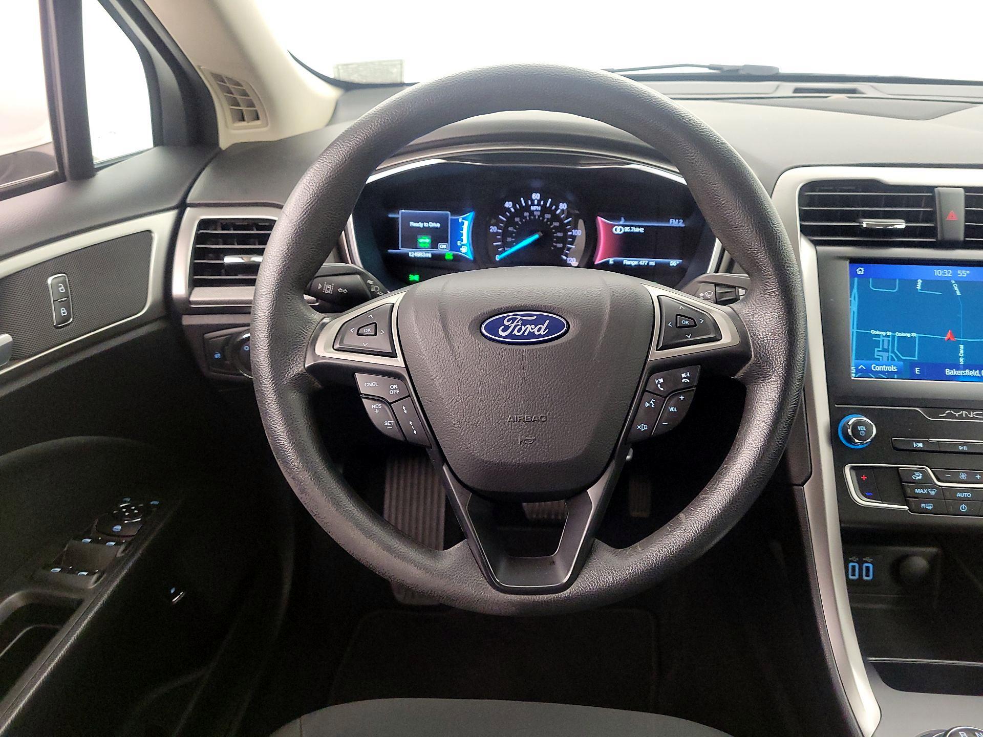 Thumbnail: 2020 Ford Fusion - 10