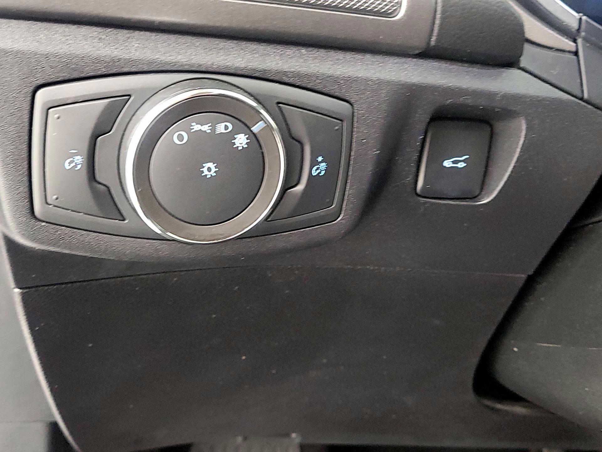 Thumbnail: 2020 Ford Fusion - 13