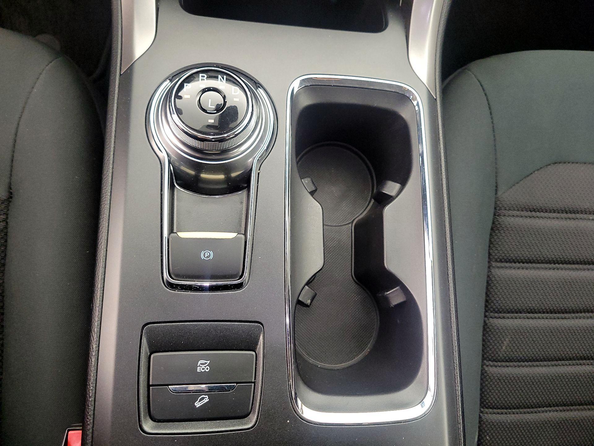 Thumbnail: 2020 Ford Fusion - 18