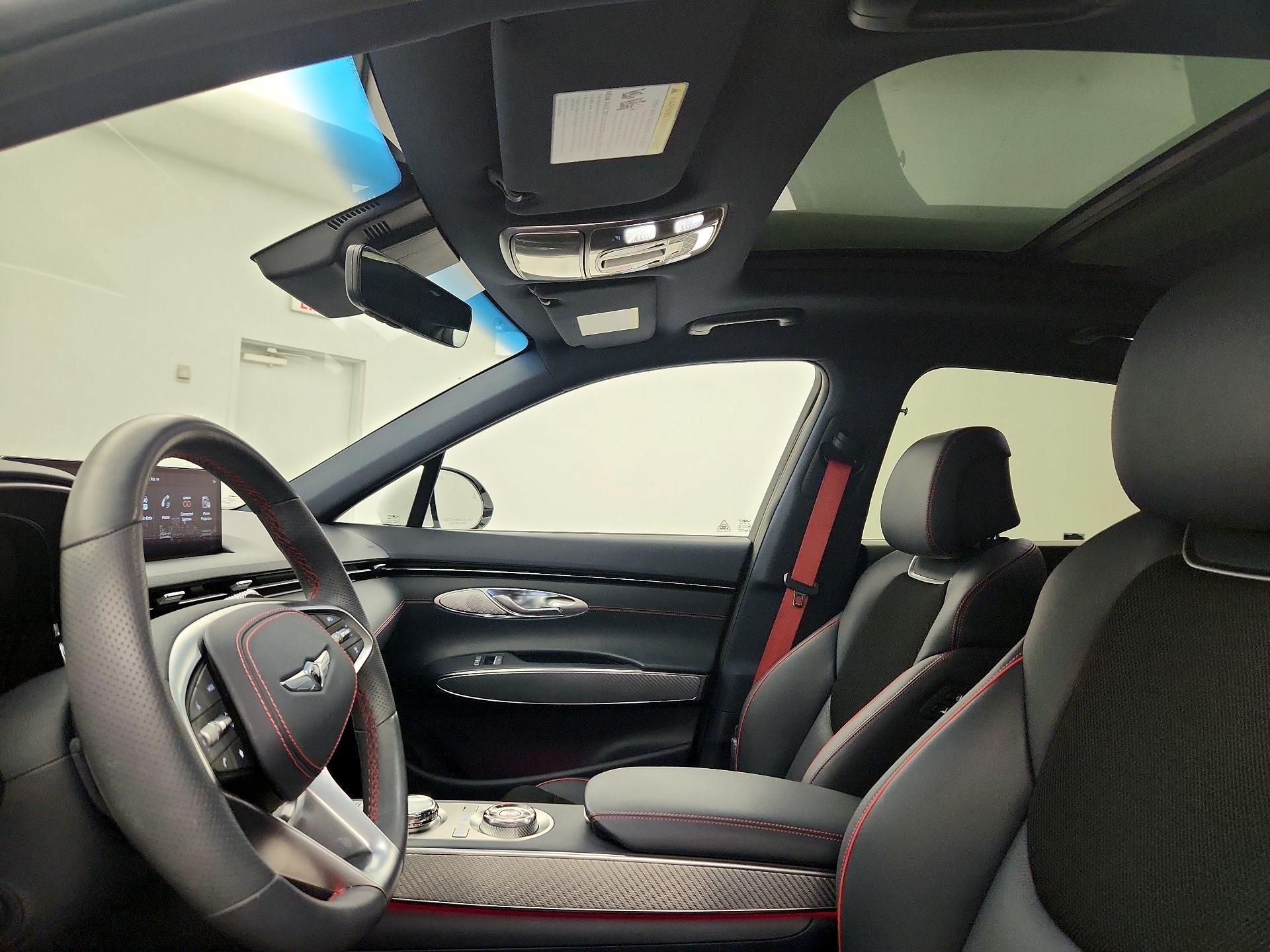 Thumbnail: 2024 Genesis GV70 - 18