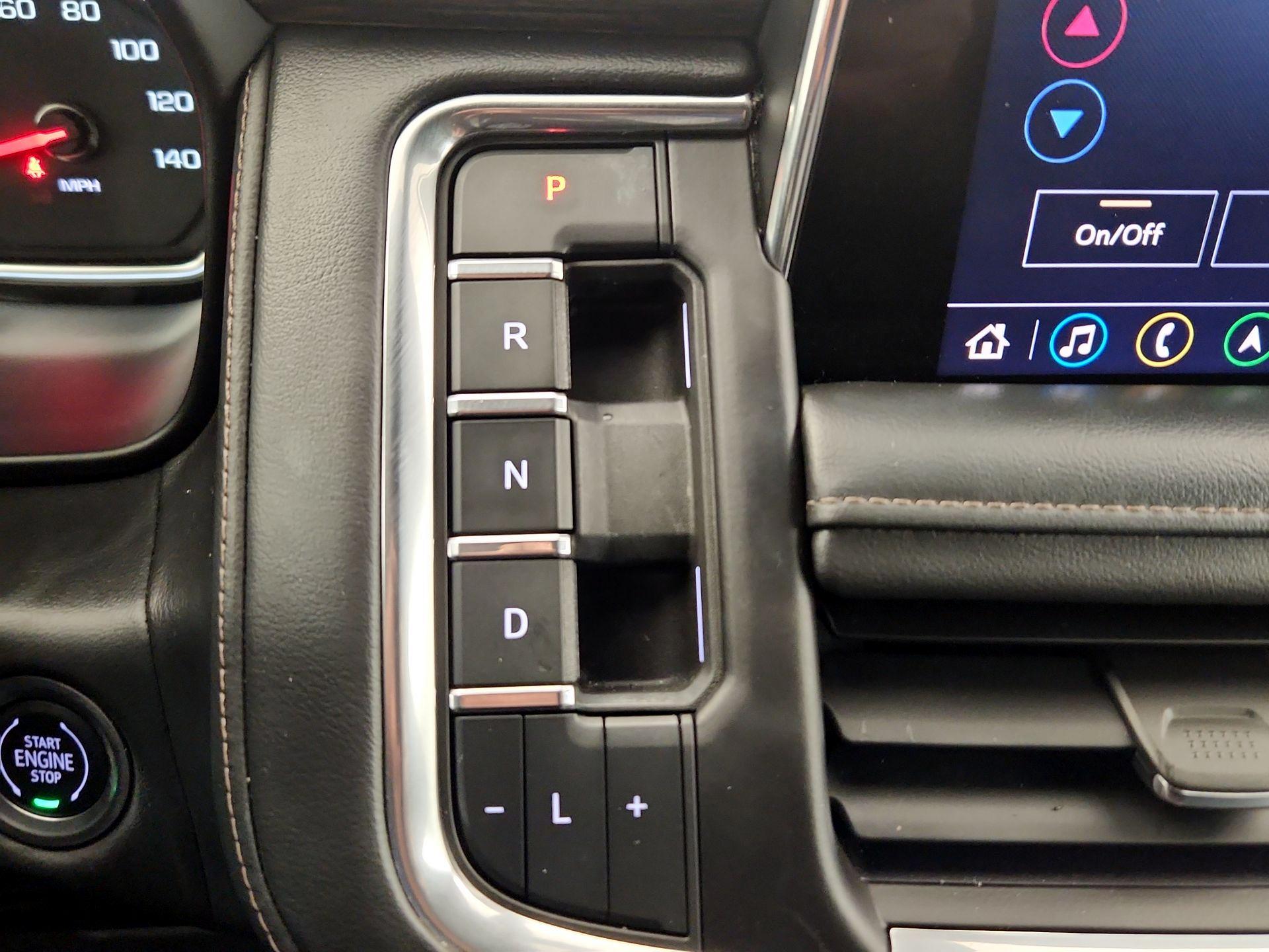 Thumbnail: 2021 Chevrolet Tahoe - 17