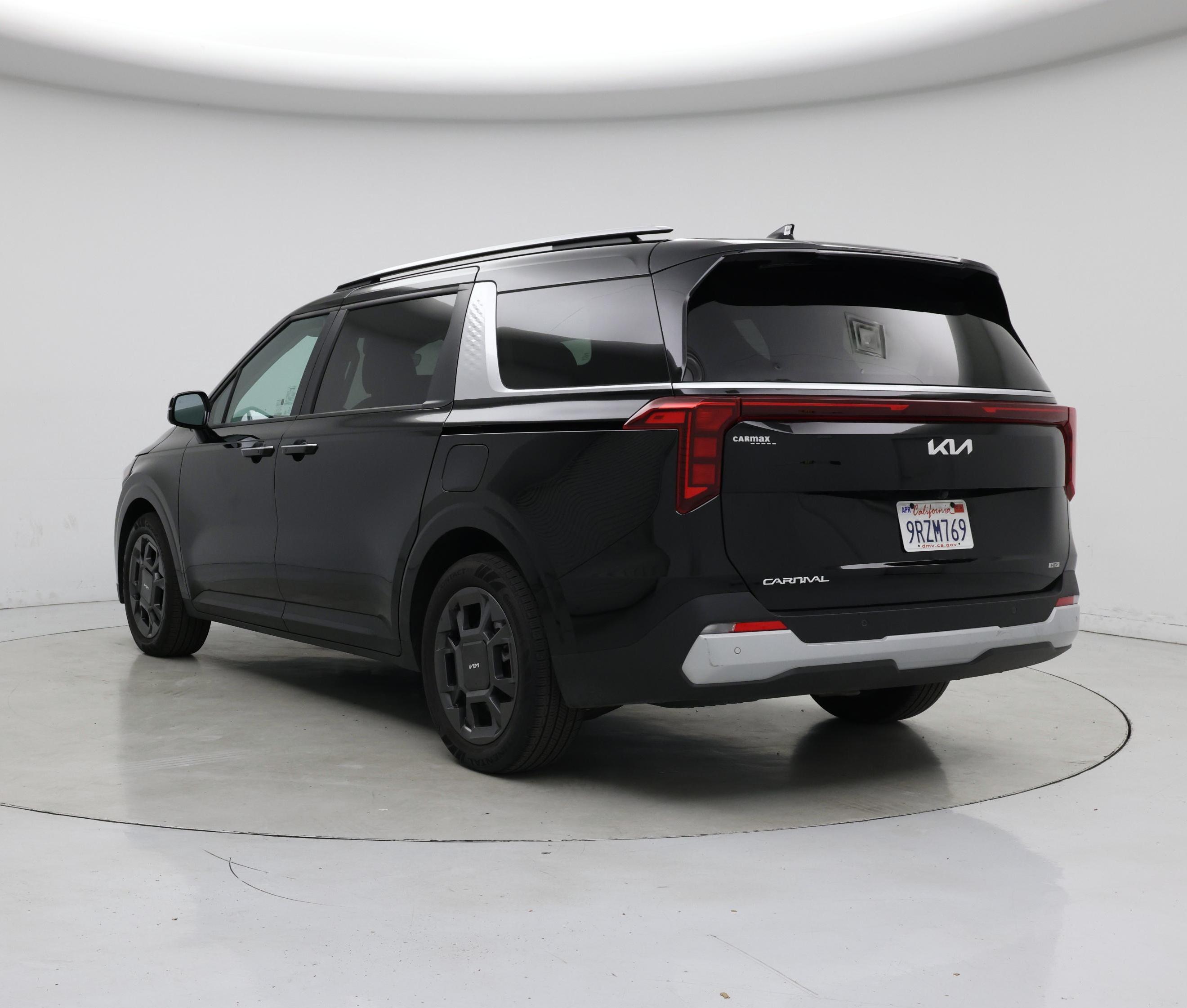 Thumbnail: 2025 Kia Carnival - 2