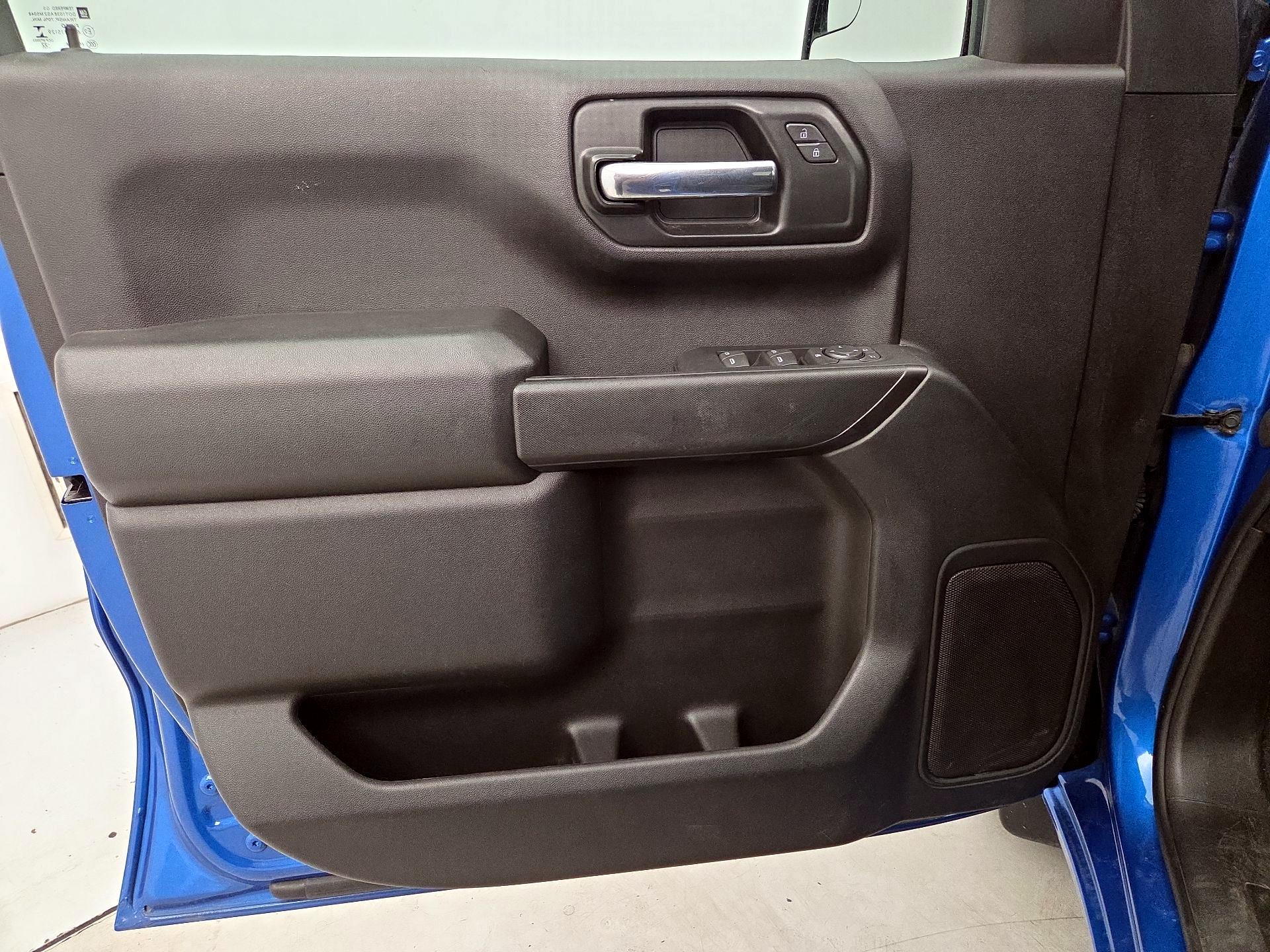 Thumbnail: 2022 Chevrolet Silverado 1500 - 12