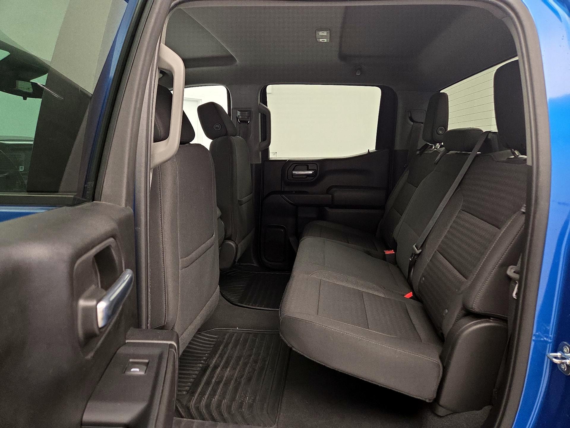 Thumbnail: 2022 Chevrolet Silverado 1500 - 19