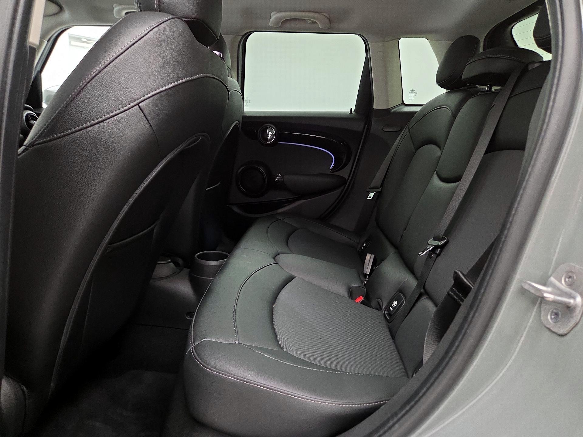 Thumbnail: 2022 MINI Cooper Hardtop - 19