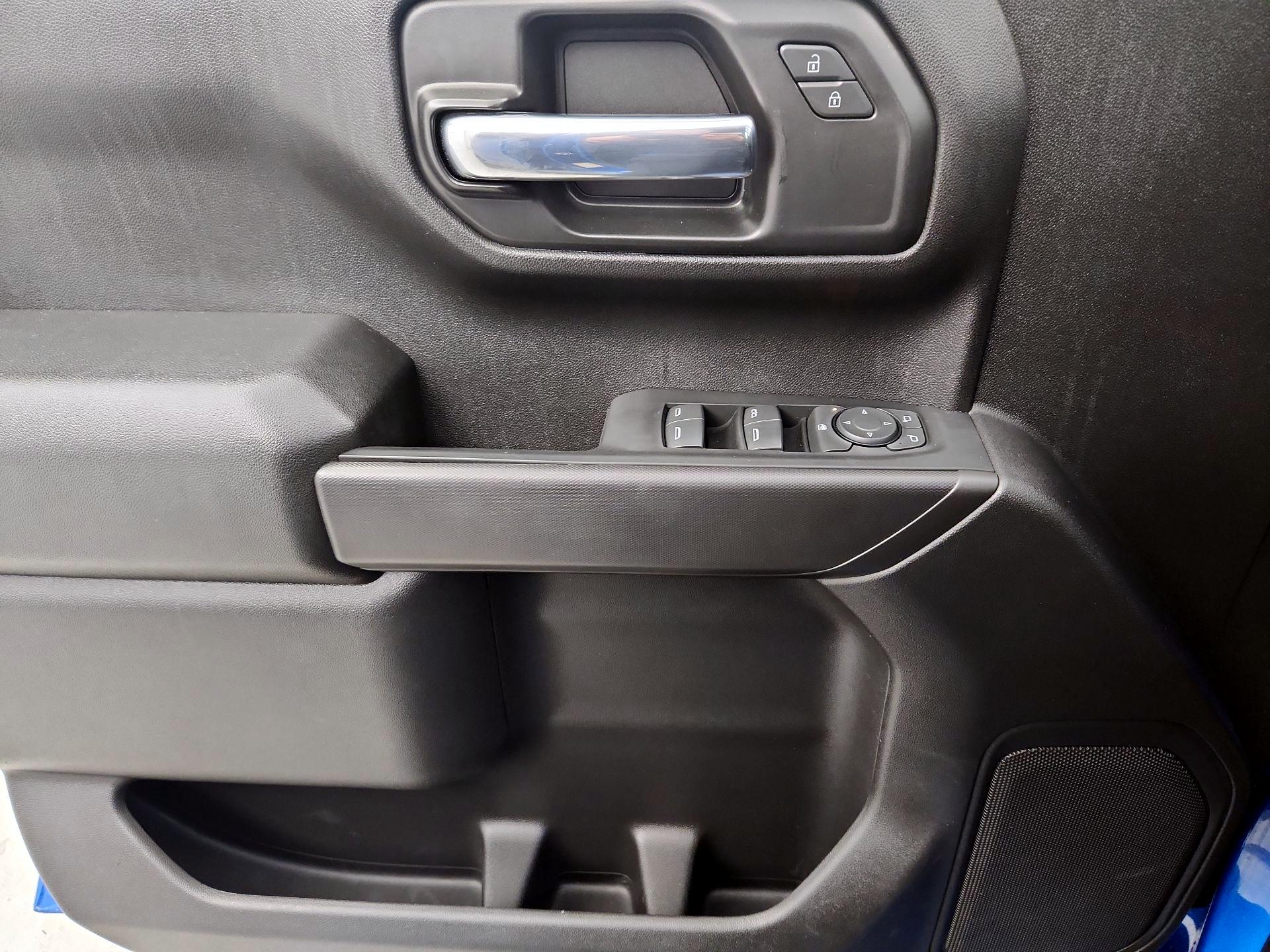 Thumbnail: 2022 Chevrolet Silverado 1500 - 12