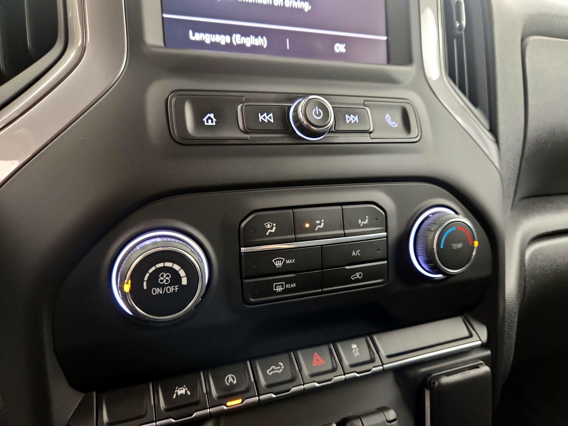 Thumbnail: 2022 Chevrolet Silverado 1500 - 16