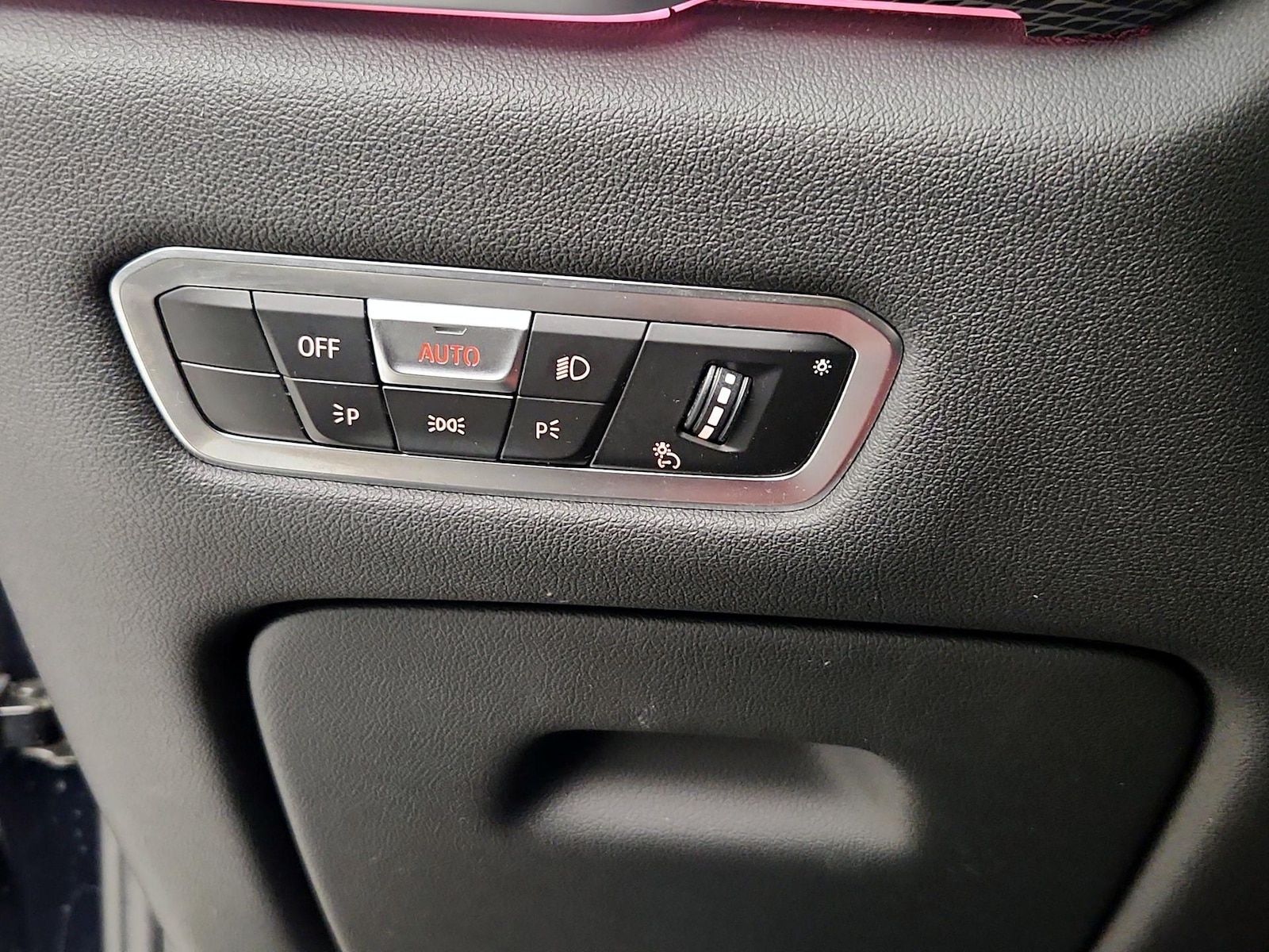 2022 BMW X6 M50i - Photo 14