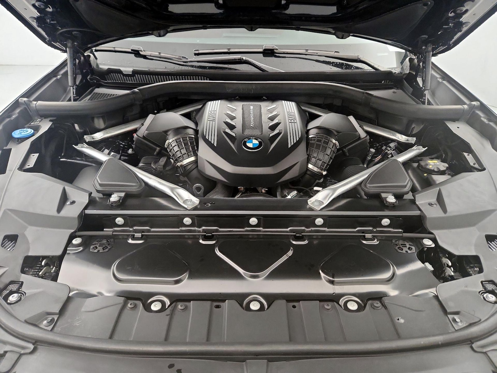 2022 BMW X6 M50i - Photo 24