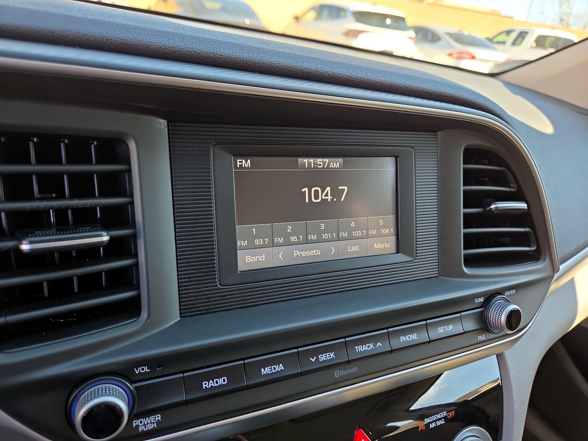 Thumbnail: 2019 Hyundai Elantra - 13