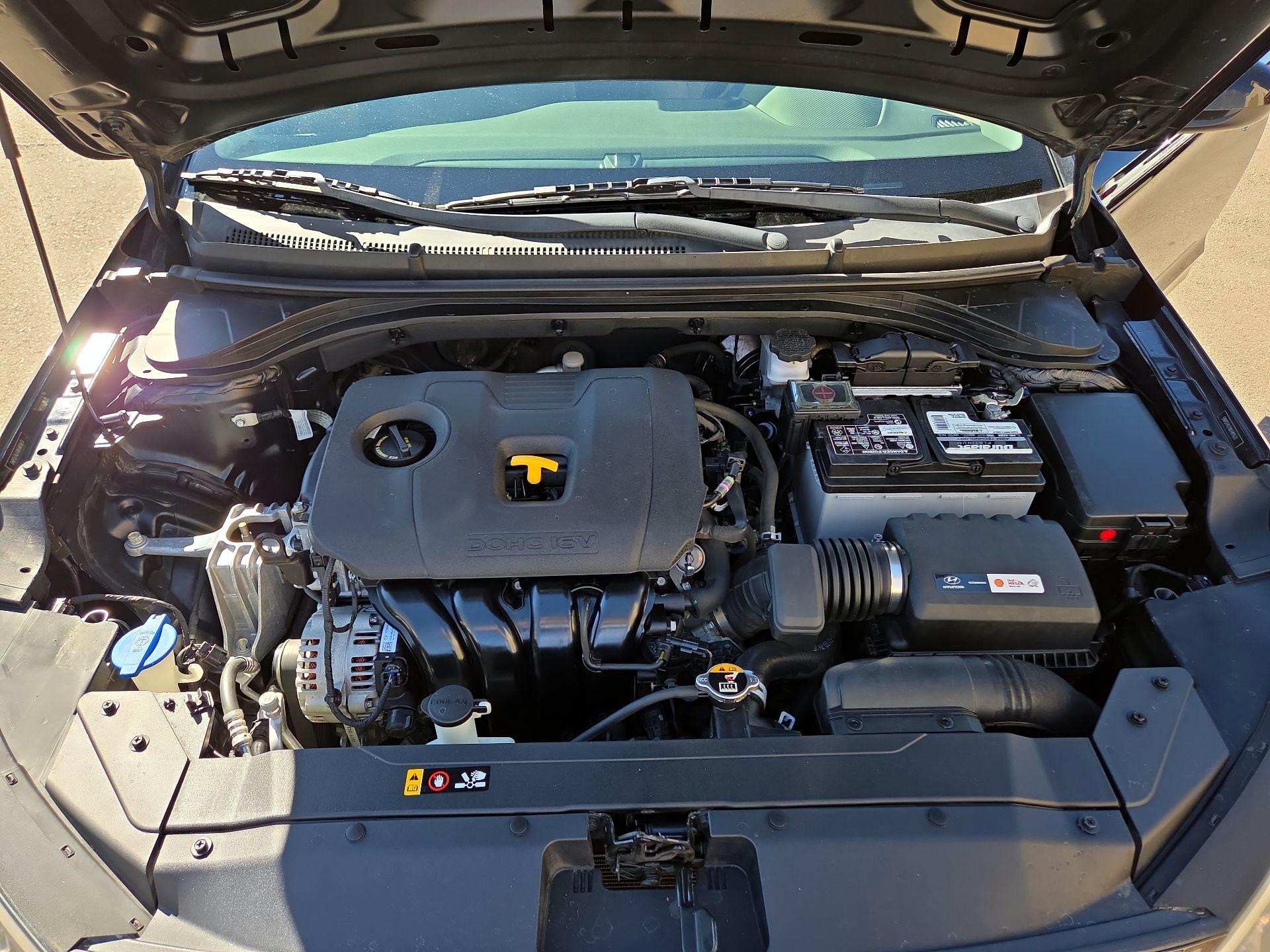 Thumbnail: 2019 Hyundai Elantra - 19