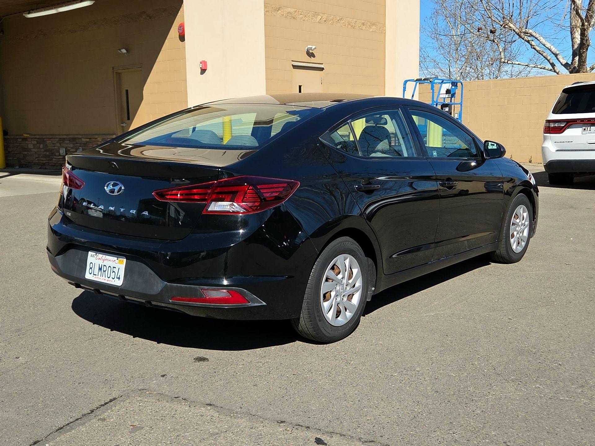 Thumbnail: 2019 Hyundai Elantra - 5