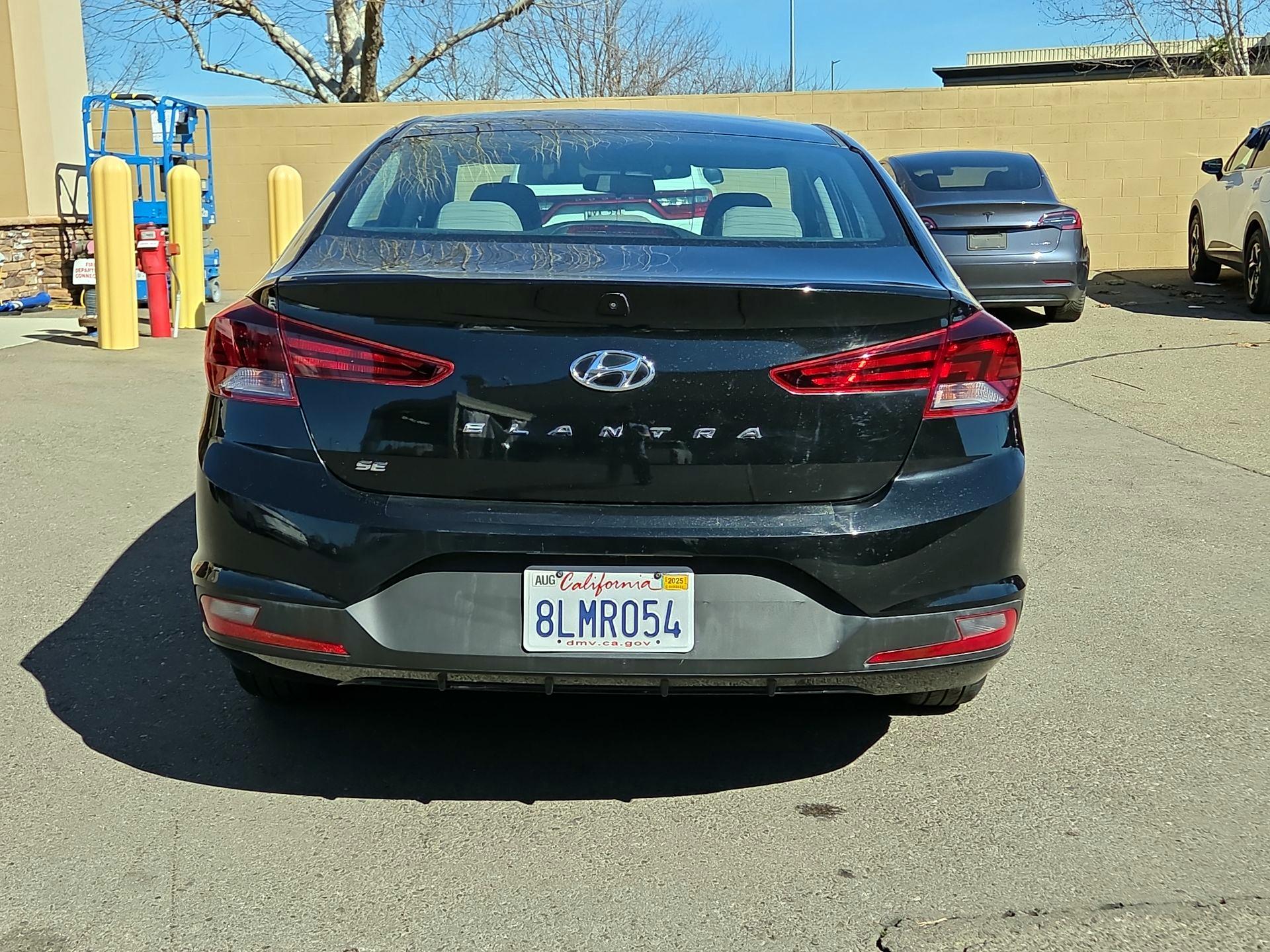 Thumbnail: 2019 Hyundai Elantra - 6