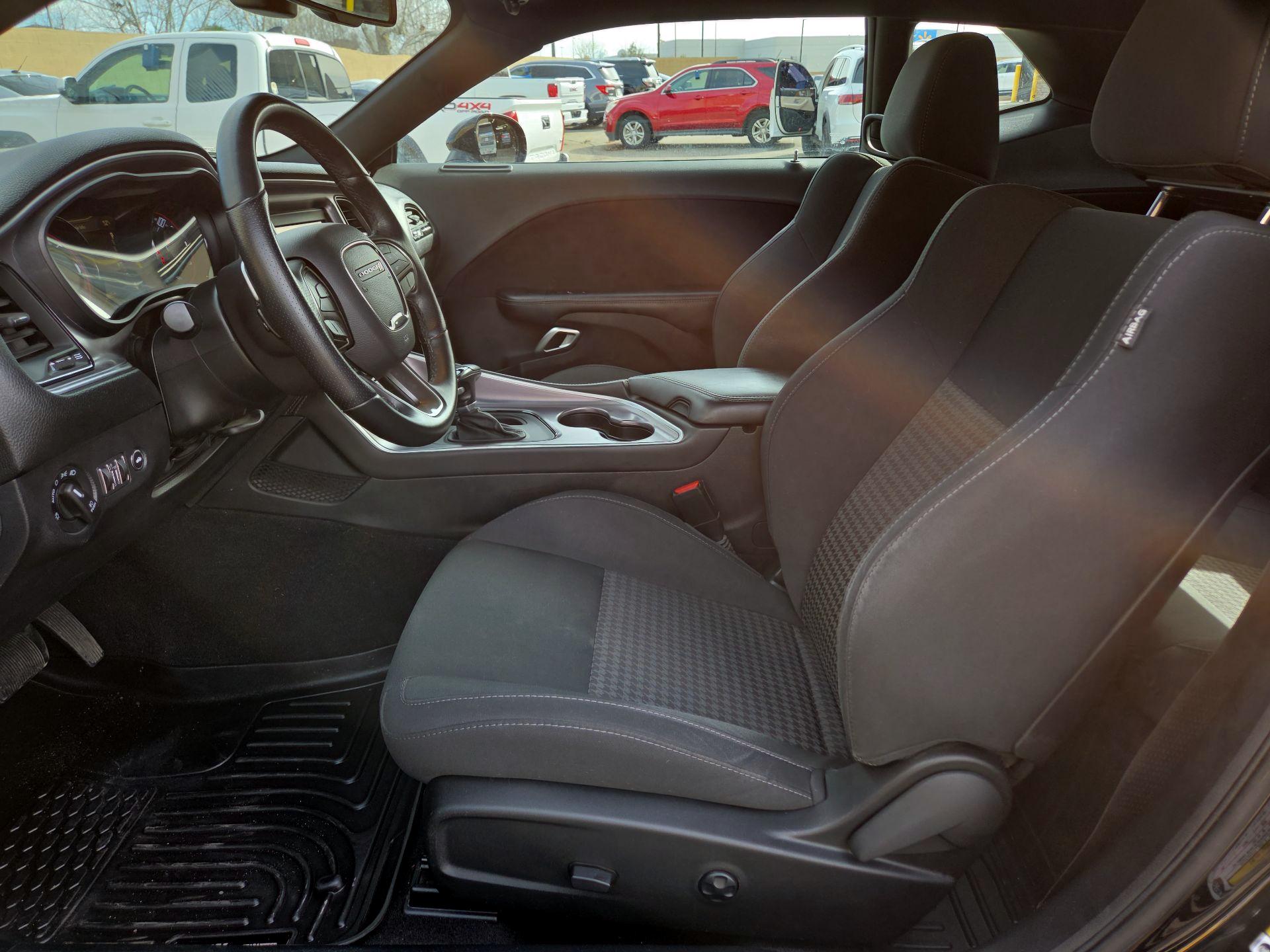 Thumbnail: 2019 Dodge Challenger - 9