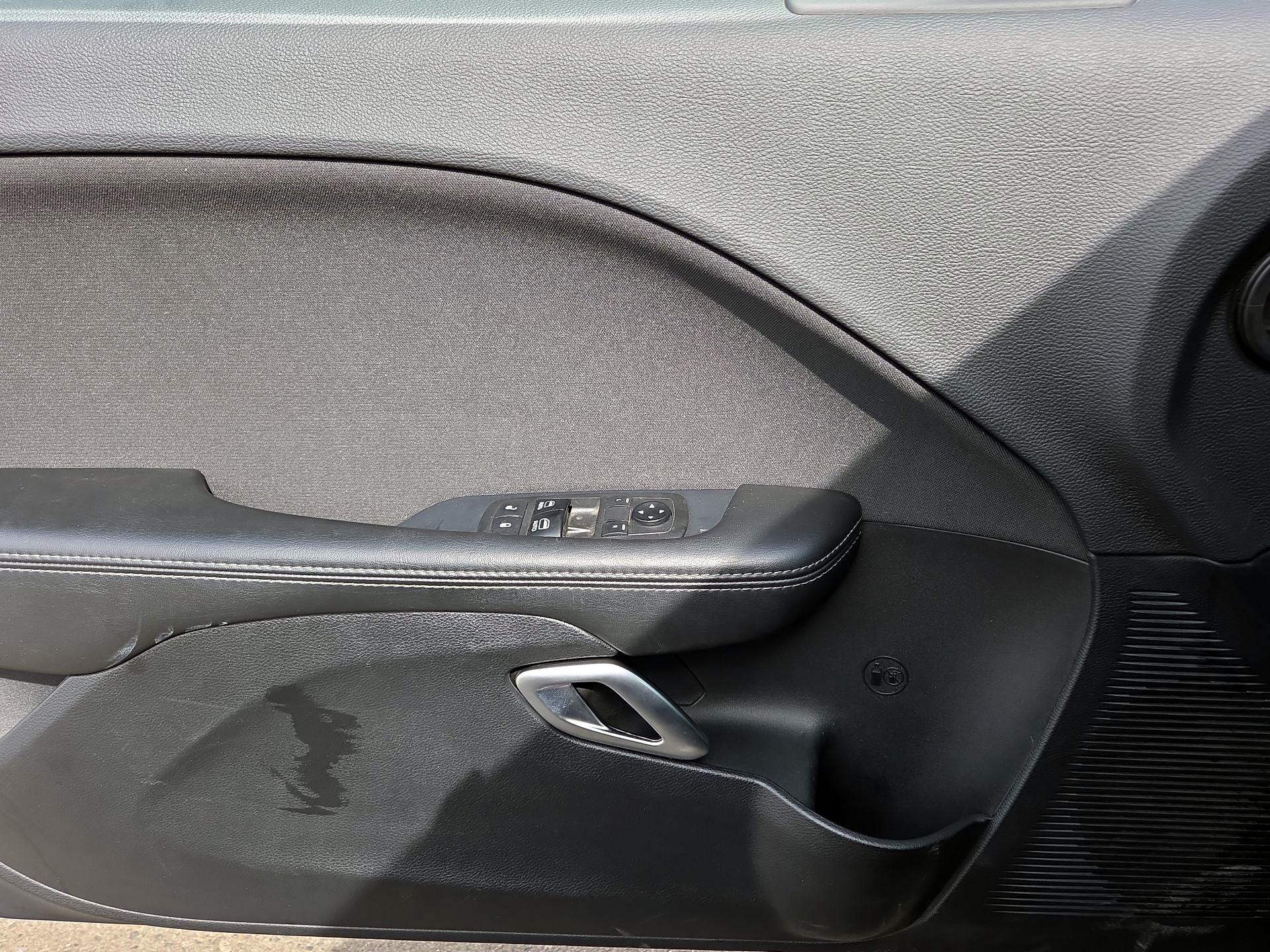 Thumbnail: 2019 Dodge Challenger - 10