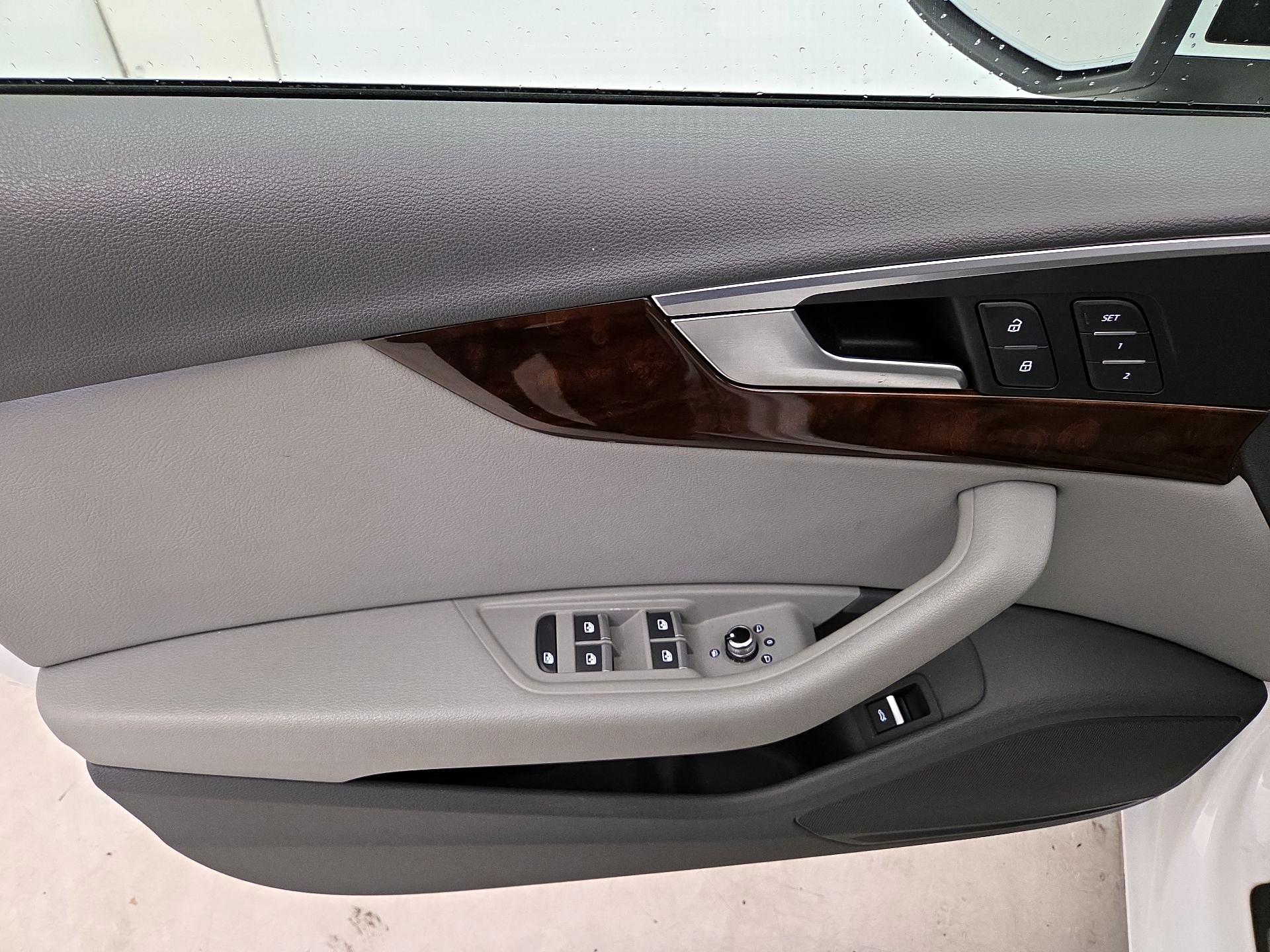 Thumbnail: 2019 Audi A4 - 12