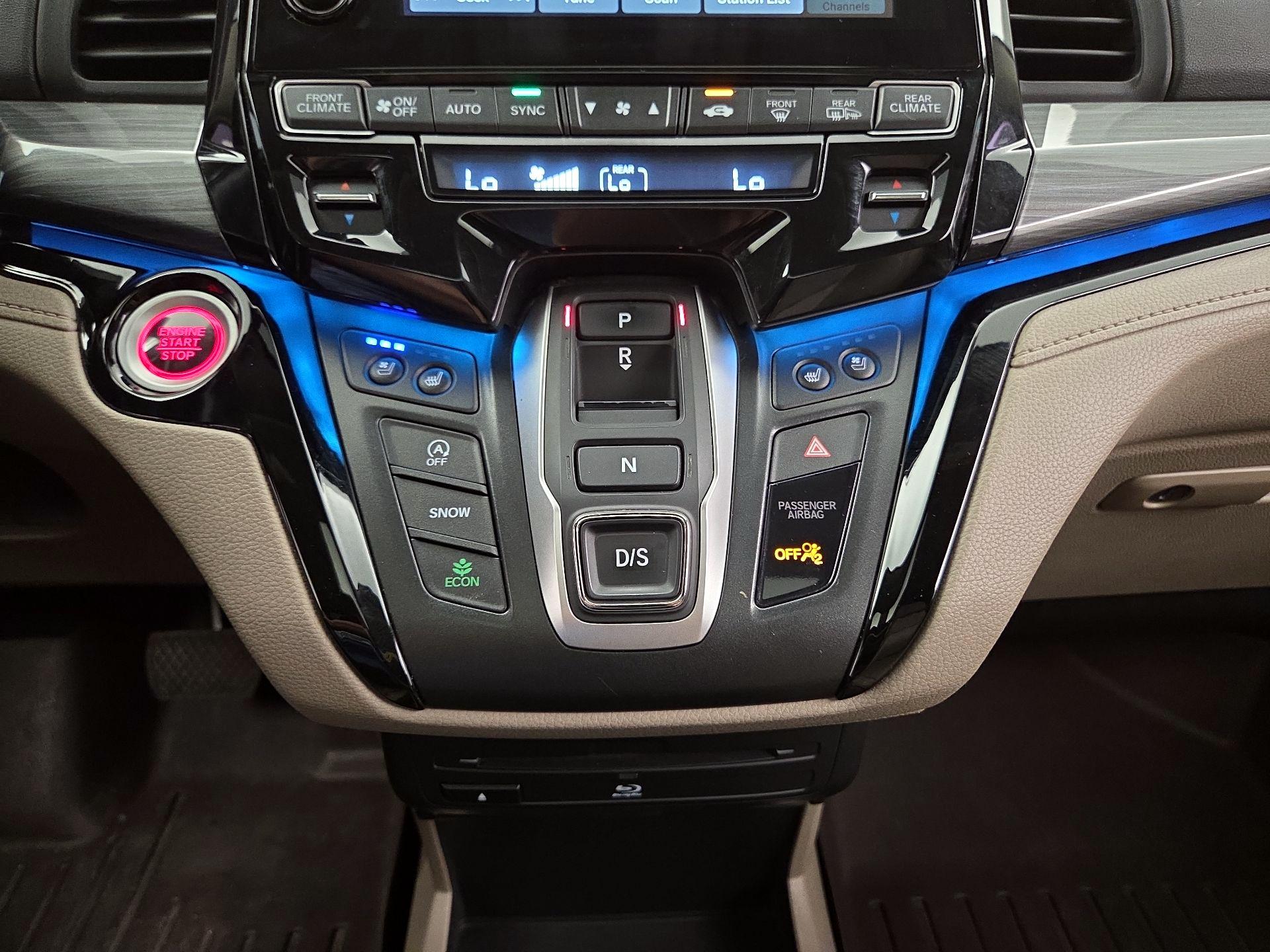 Thumbnail: 2021 Honda Odyssey - 17