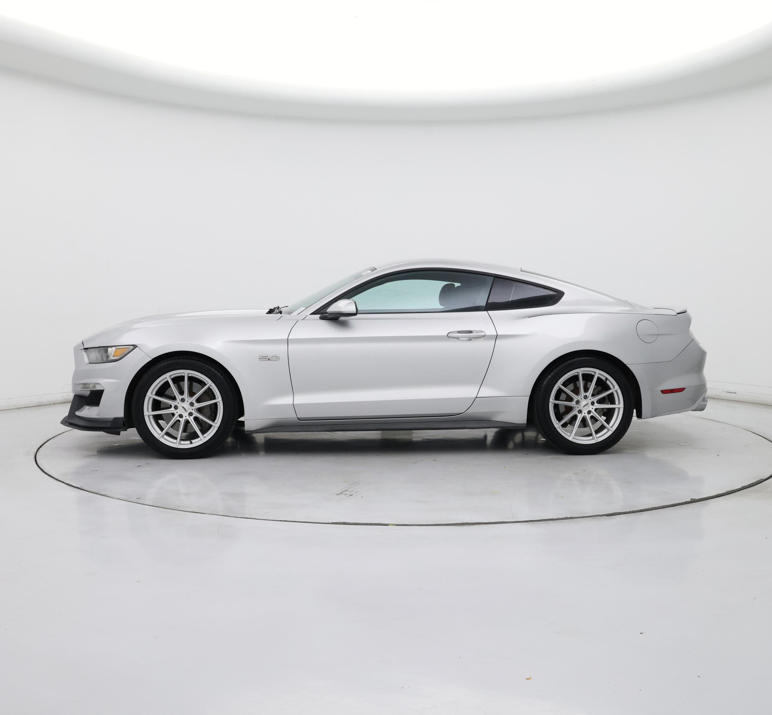 Thumbnail: 2016 Ford Mustang - 3
