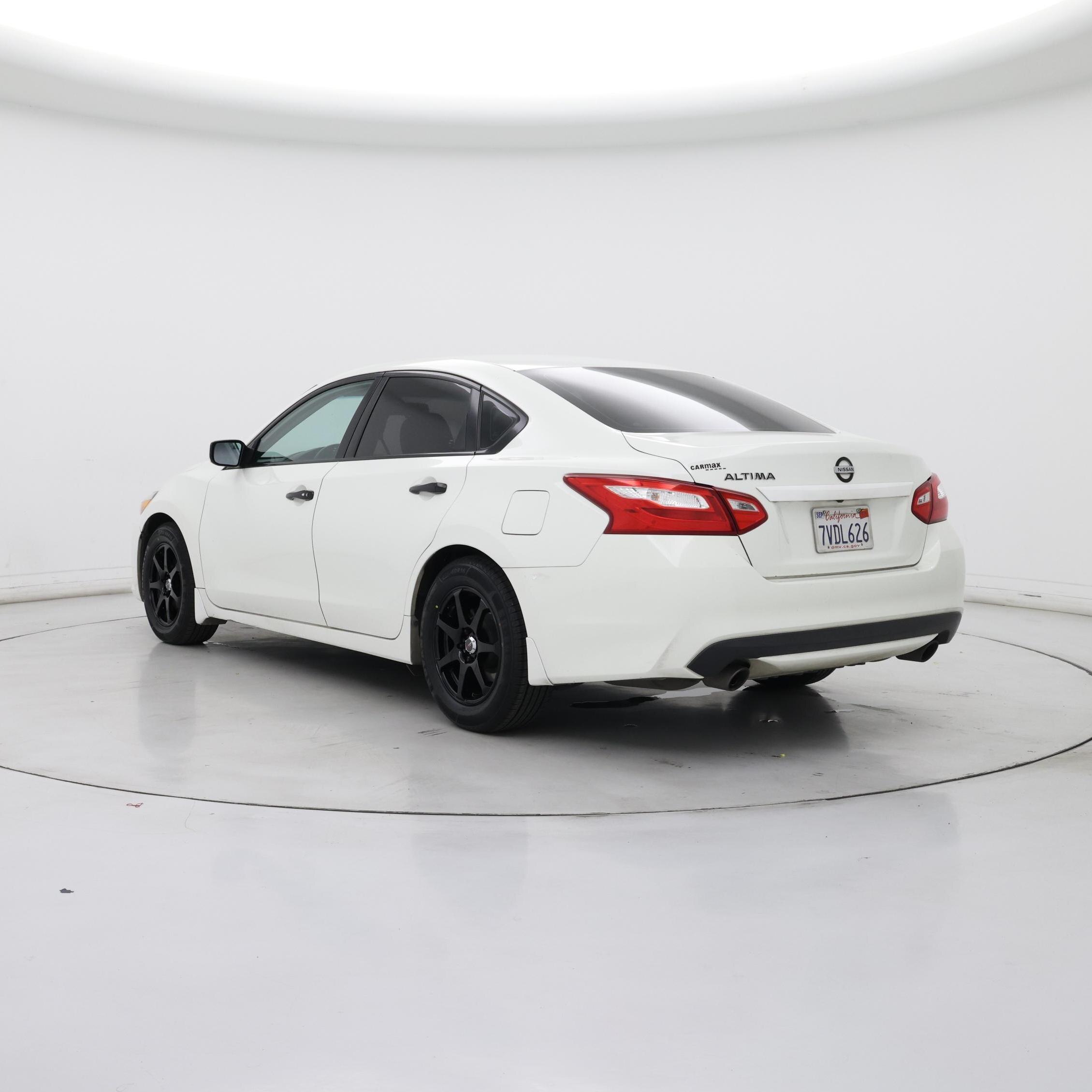 Thumbnail: 2016 Nissan Altima - 2