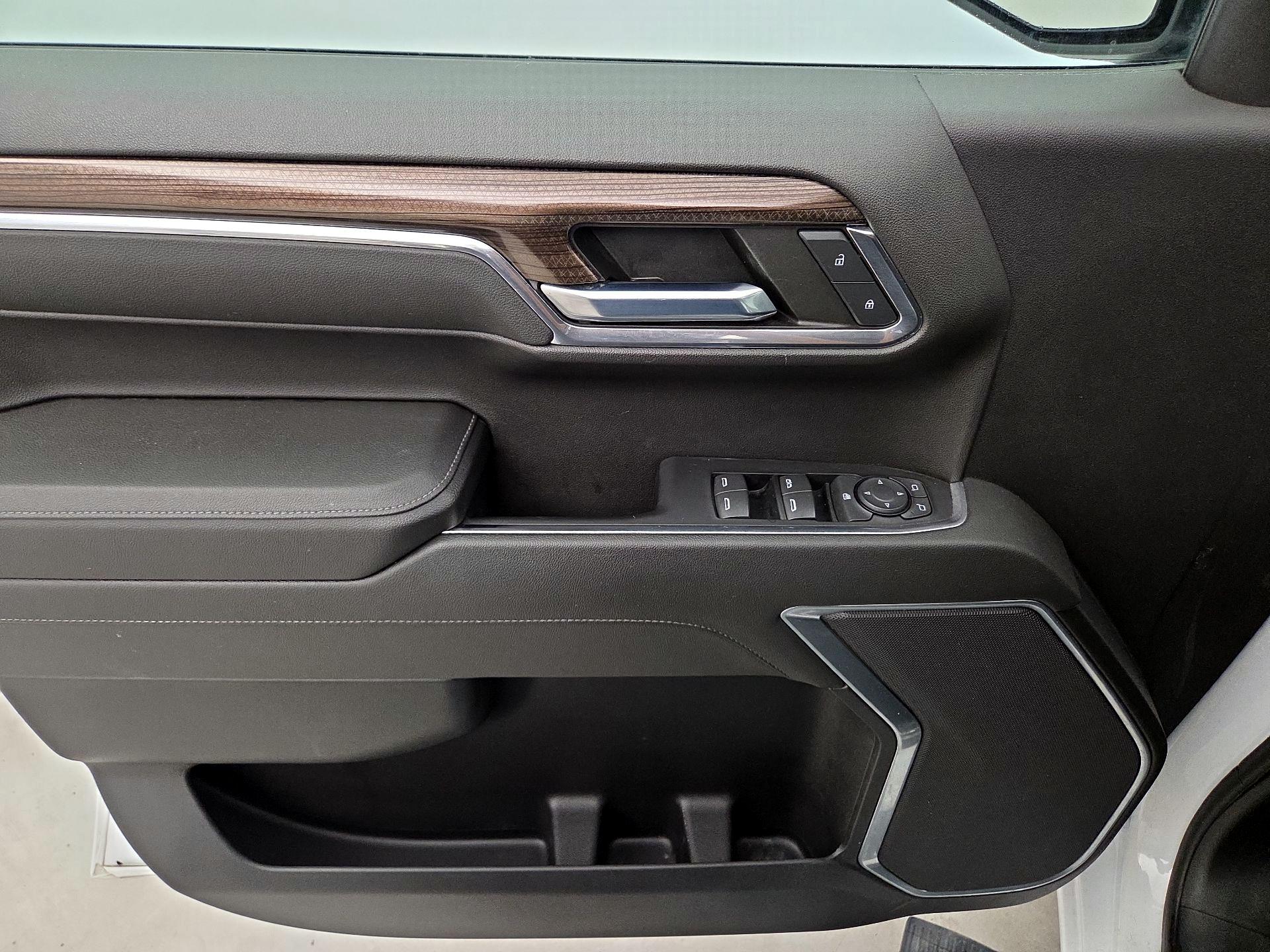 Thumbnail: 2022 Chevrolet Silverado 1500 - 12