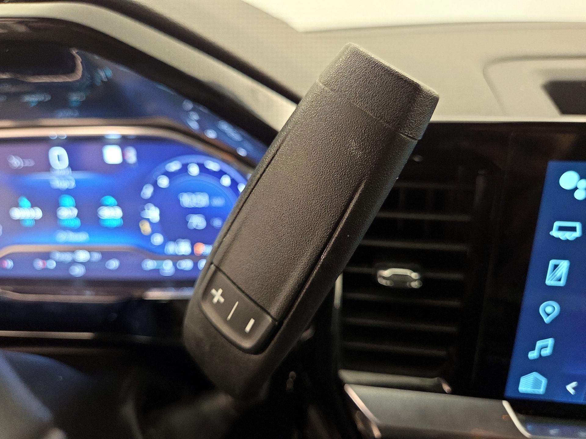 Thumbnail: 2022 Chevrolet Silverado 1500 - 17