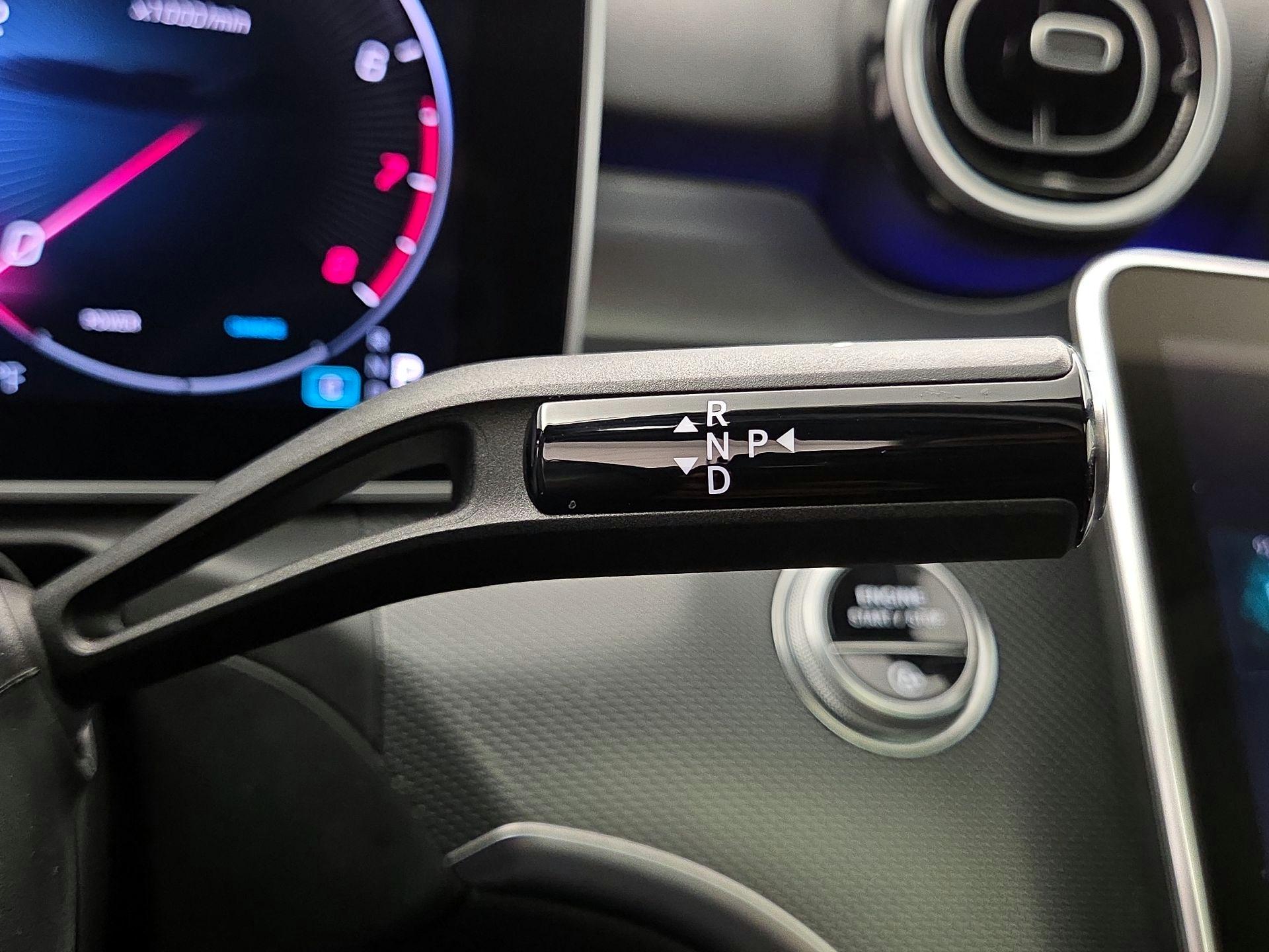 Thumbnail: 2024 Mercedes-Benz C-Class - 17